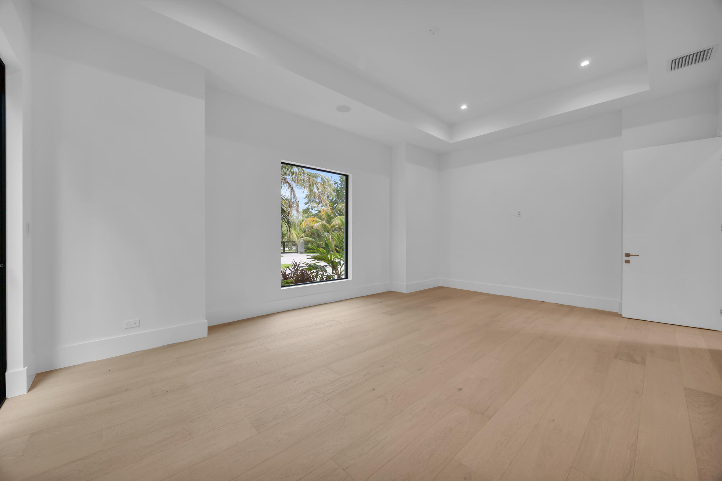 19175 W Riverside, Tequesta FL 33469