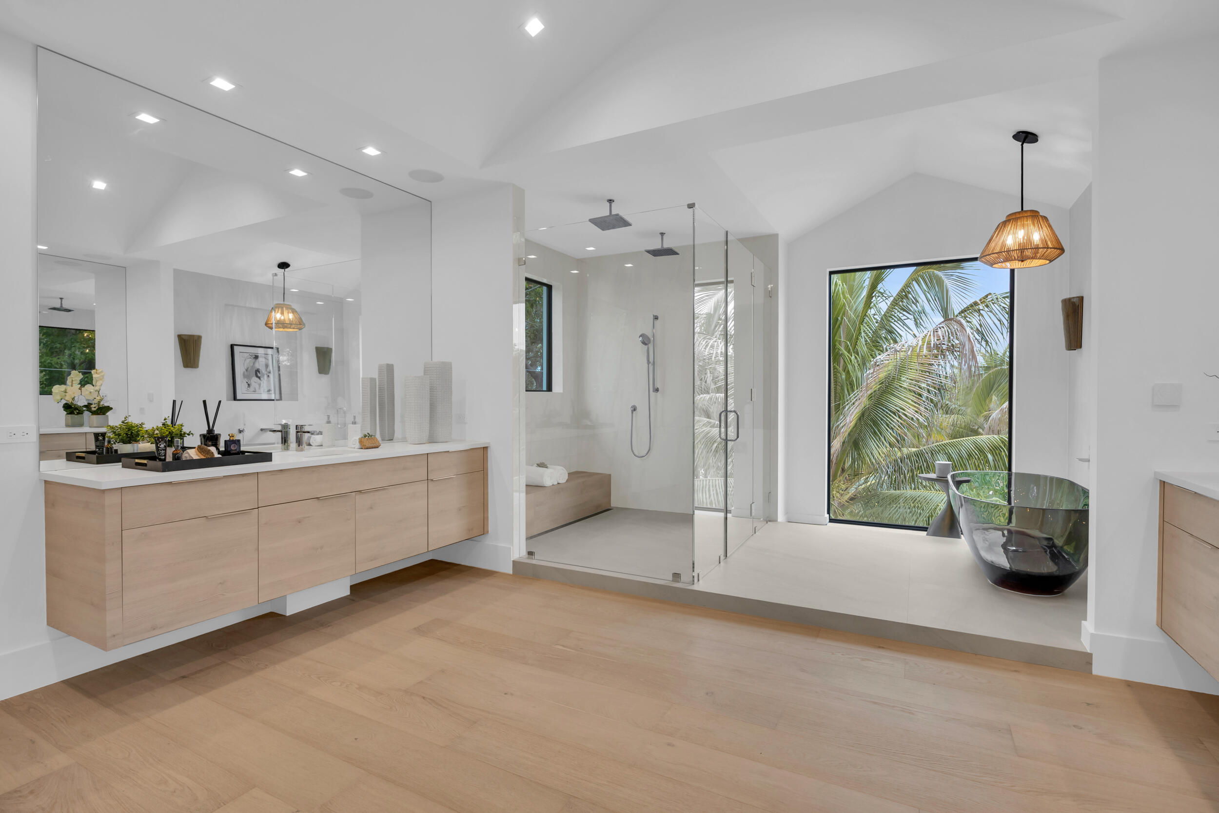 19175 W Riverside, Tequesta FL 33469