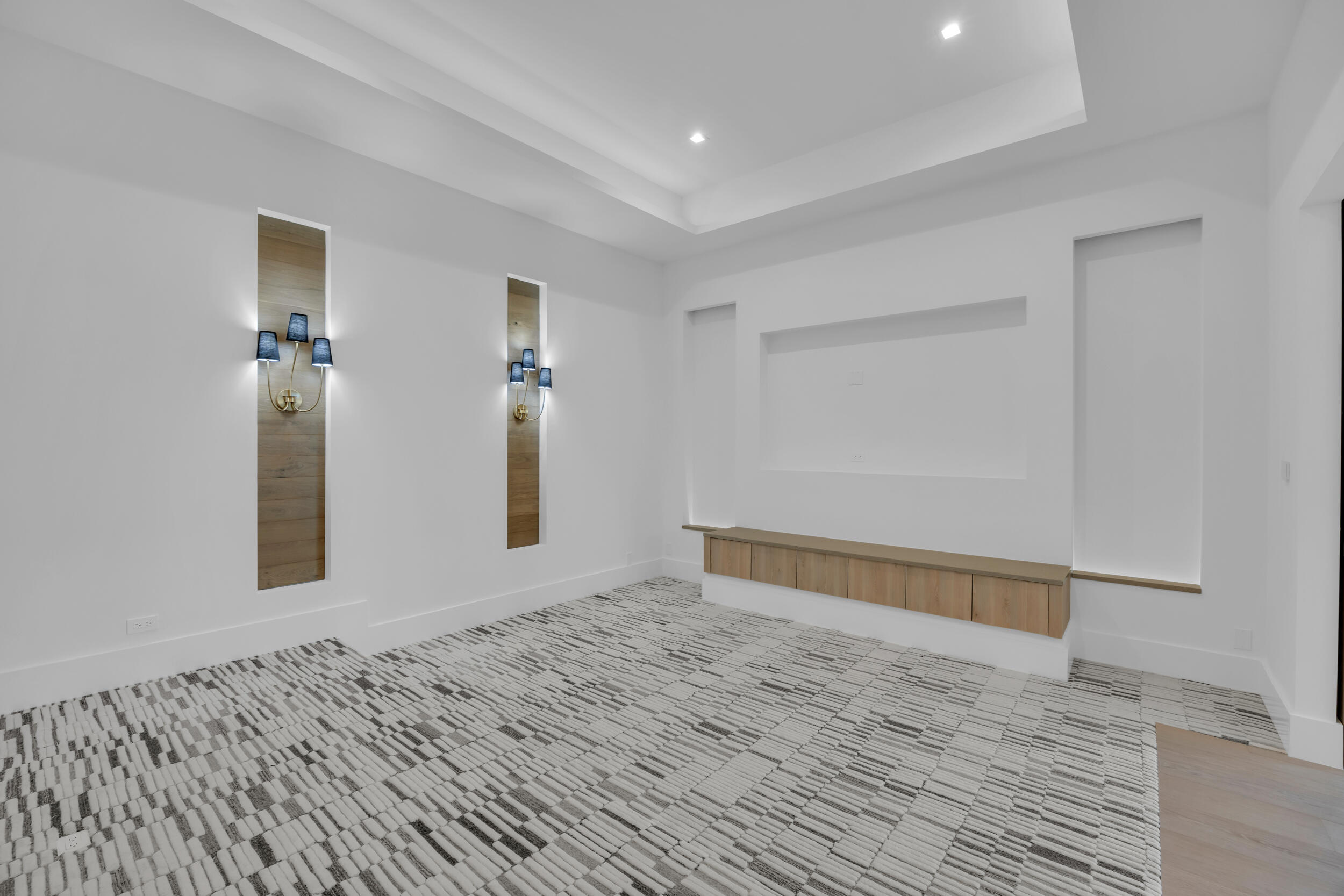 19175 W Riverside, Tequesta FL 33469