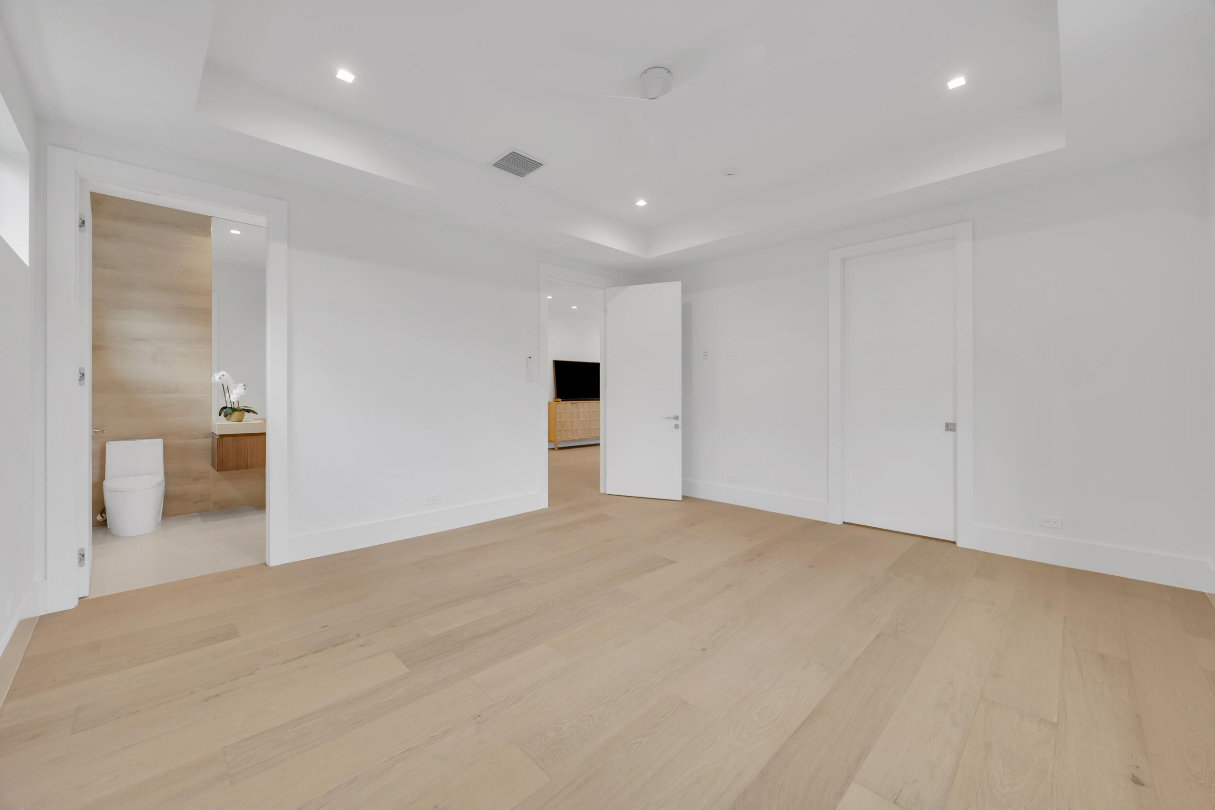 19175 W Riverside, Tequesta FL 33469