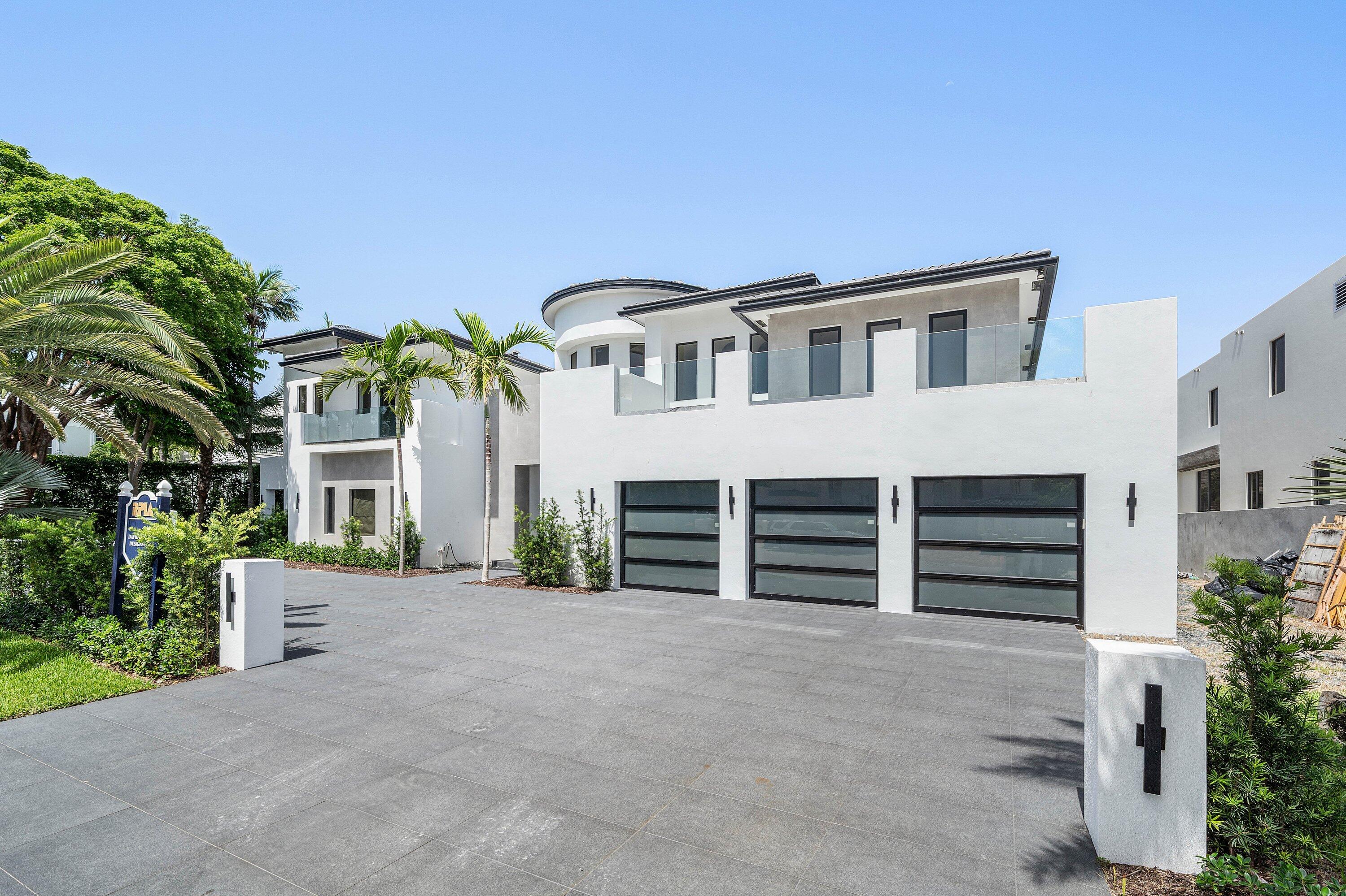 419 E Coconut Palm, Boca Raton FL 33432