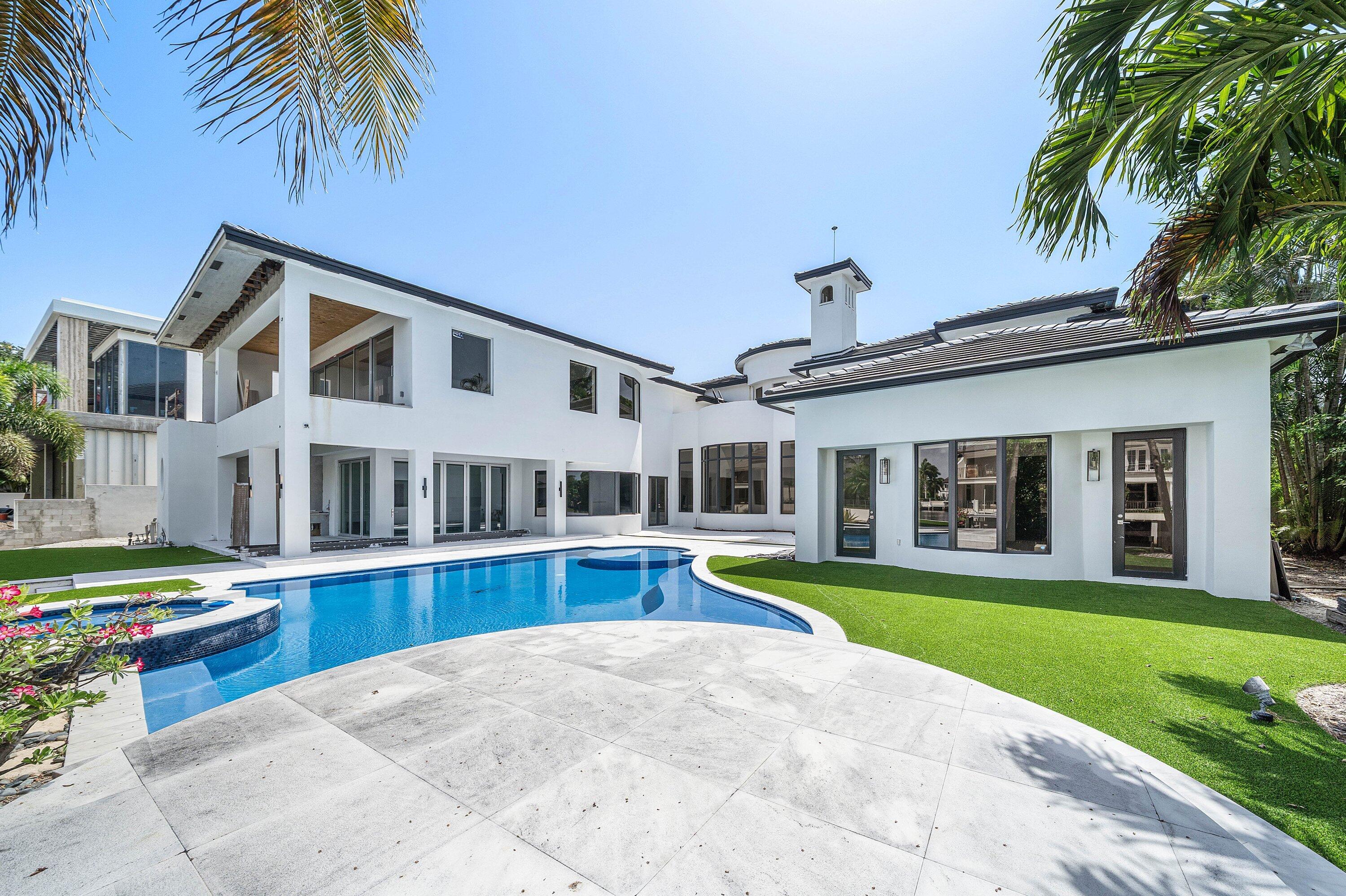 419 E Coconut Palm, Boca Raton FL 33432