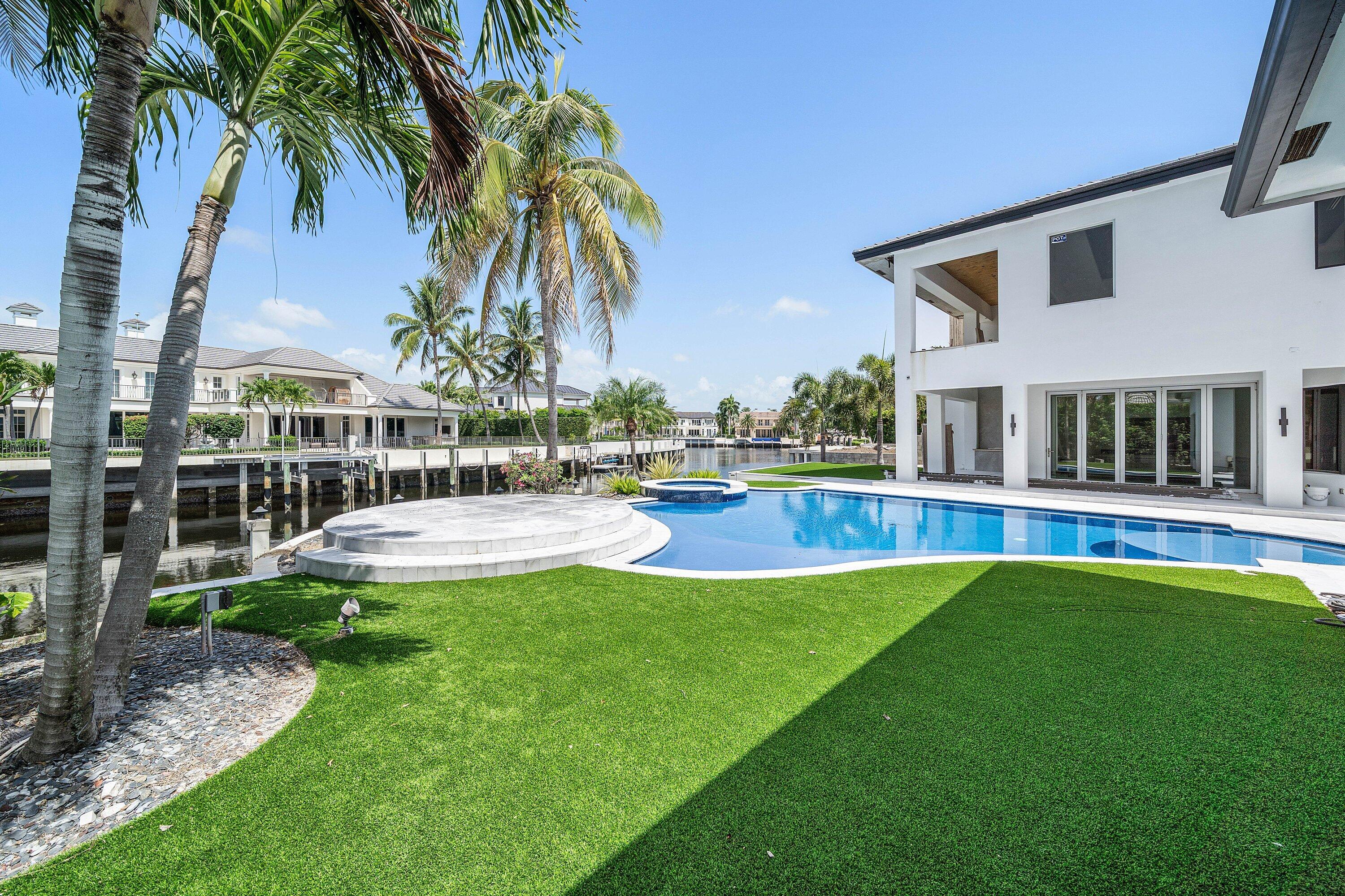 419 E Coconut Palm, Boca Raton FL 33432