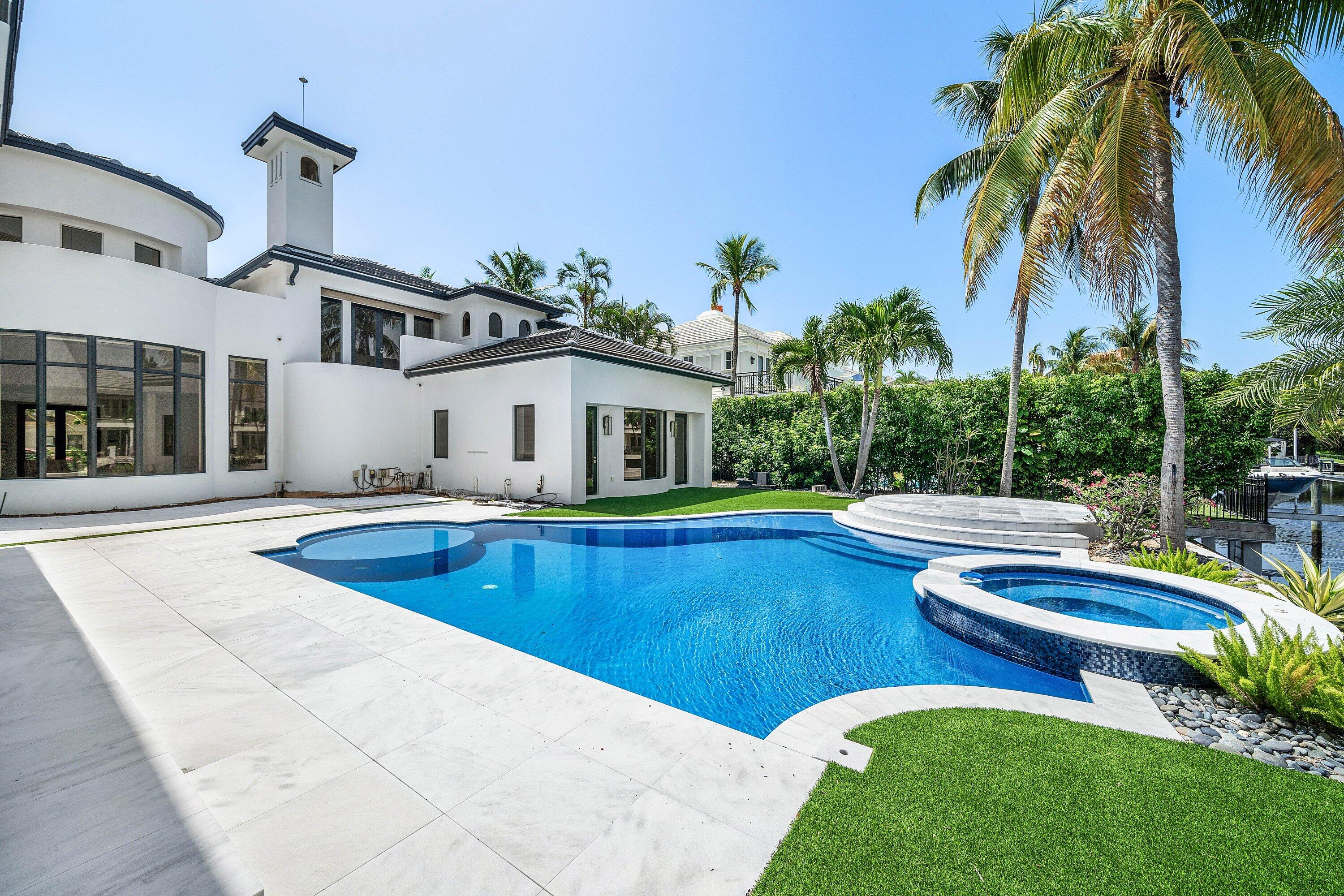 419 E Coconut Palm, Boca Raton FL 33432