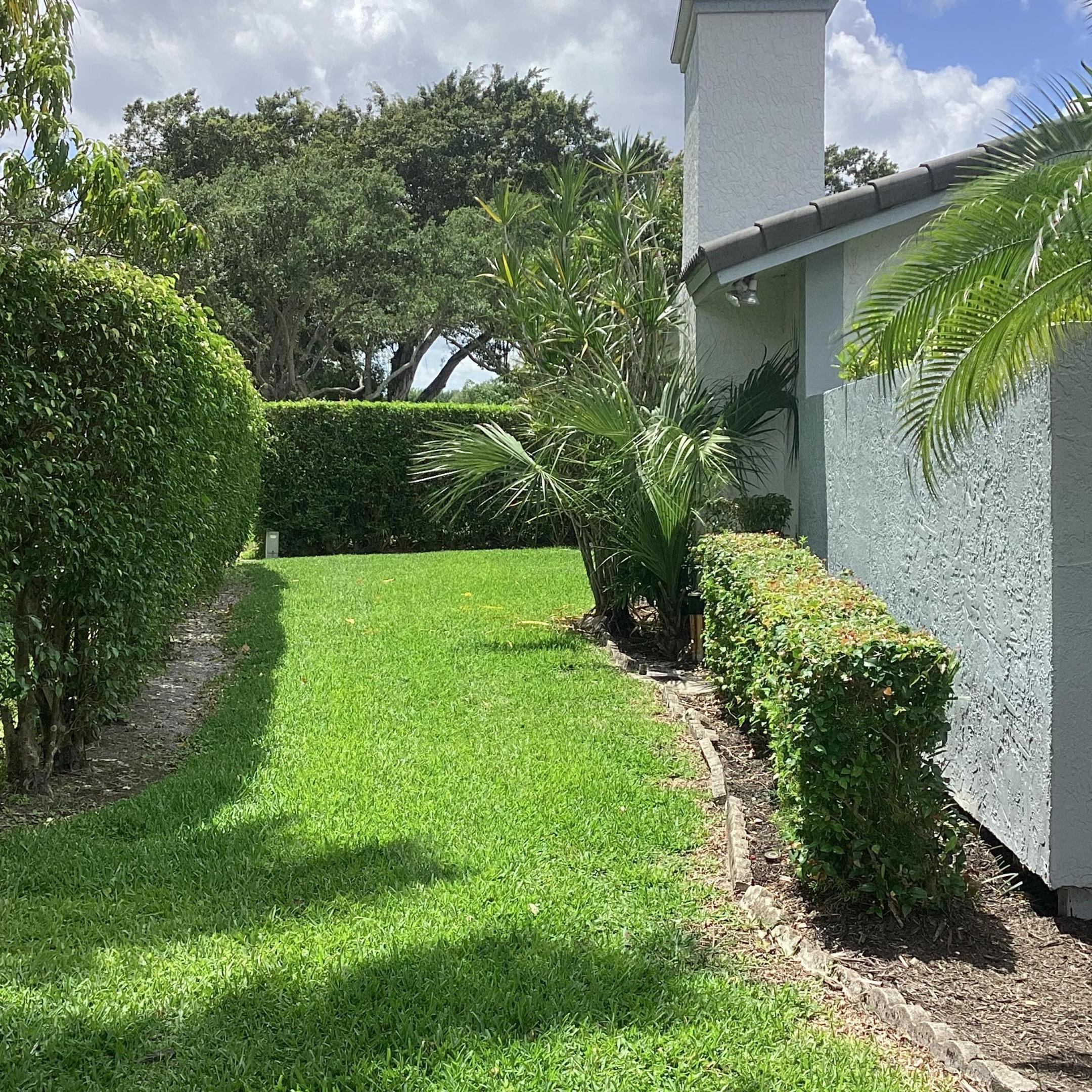 10496 Augusta, Boca Raton FL 33498