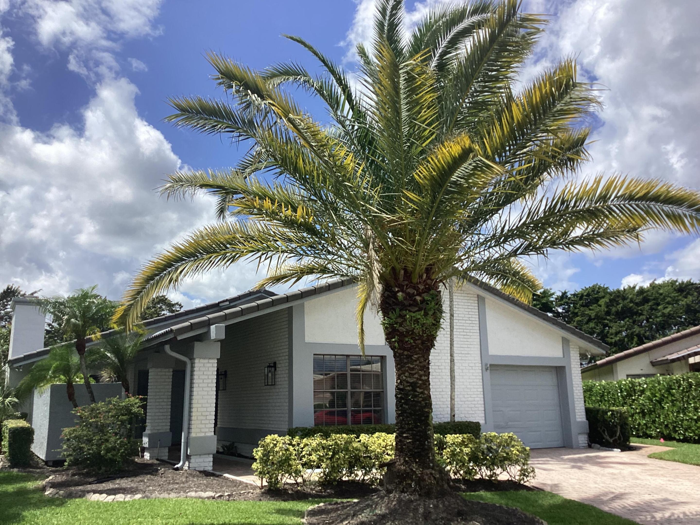 10496 Augusta, Boca Raton FL 33498