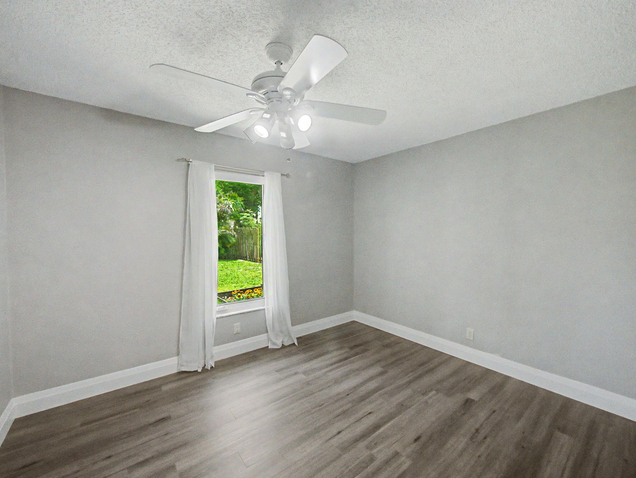 126 Chapel, Tequesta FL 33469