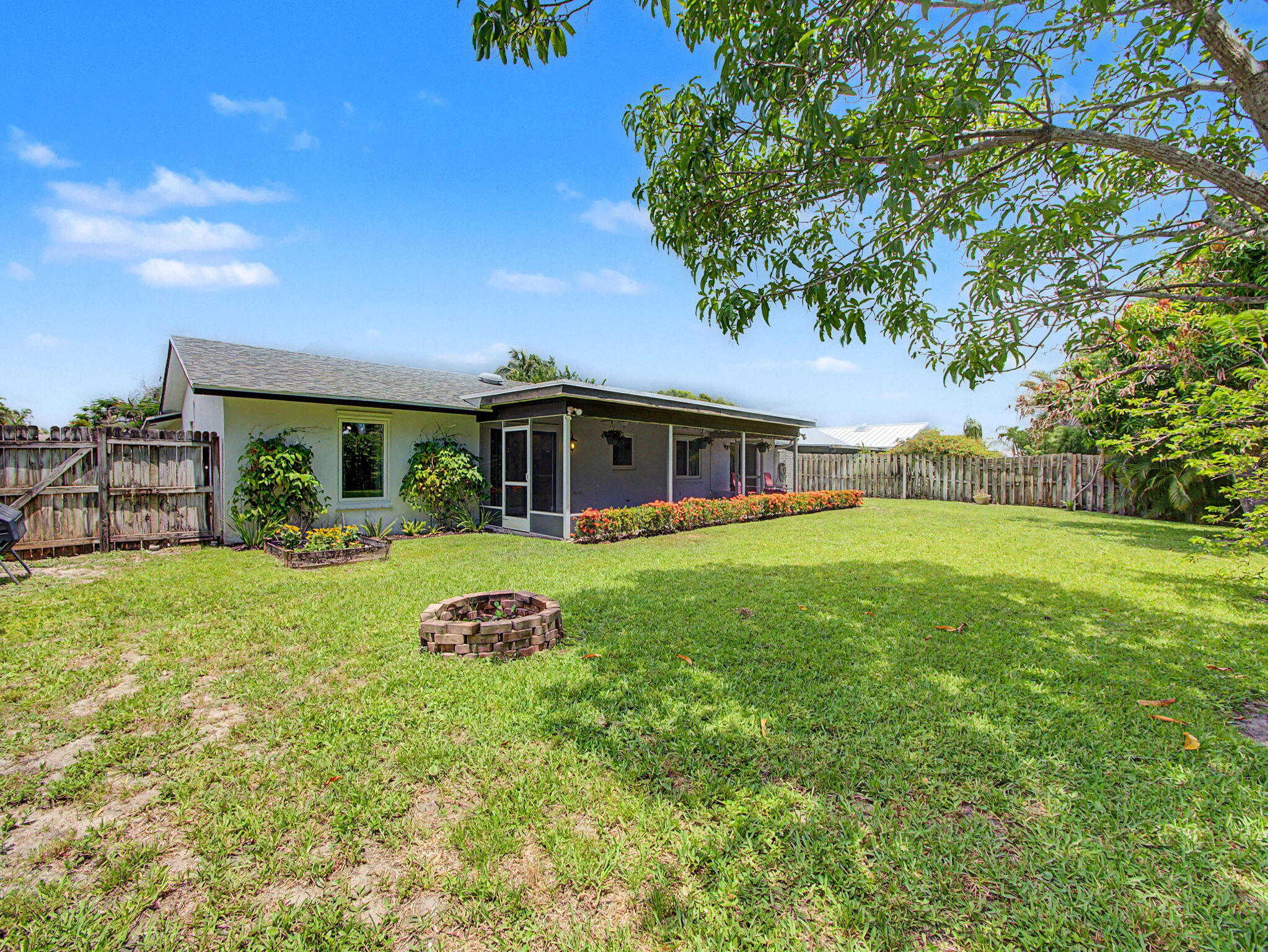 126 Chapel, Tequesta FL 33469