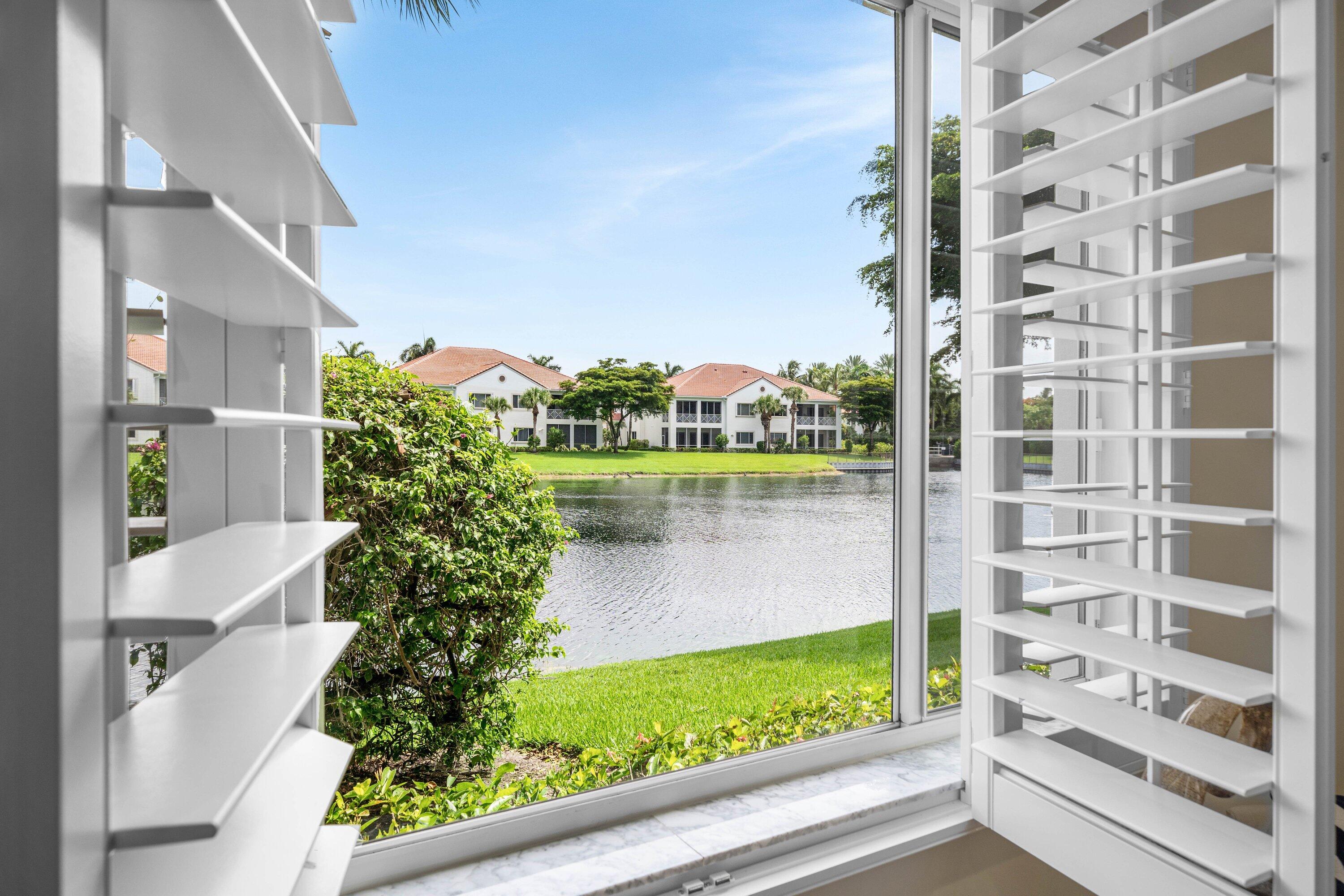 123 Palm Bay #B, Palm Beach Gardens FL 33418