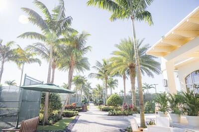 123 Palm Bay #B, Palm Beach Gardens FL 33418