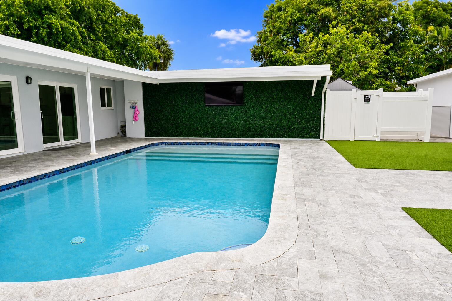 1316 SE 3rd, Deerfield Beach FL 33441