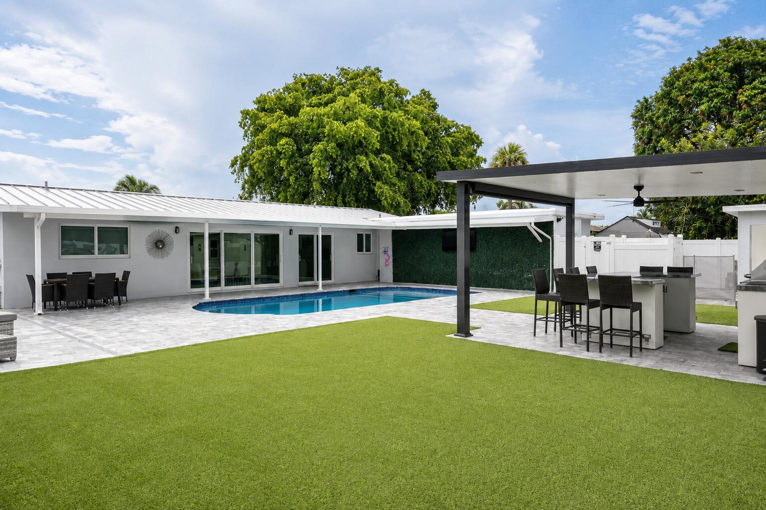 1316 SE 3rd, Deerfield Beach FL 33441