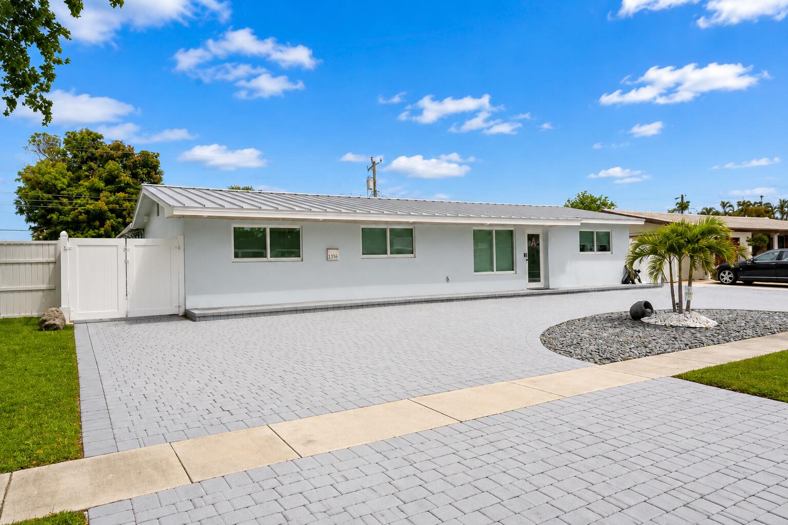 1316 SE 3rd, Deerfield Beach FL 33441