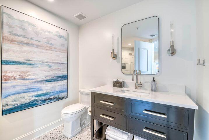 570 Ocean #601, Juno Beach FL 33408