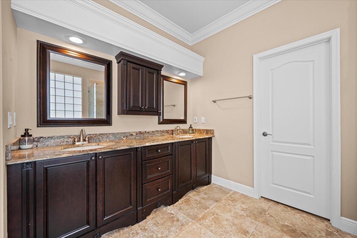 83 Satinwood, Palm Beach Gardens FL 33410