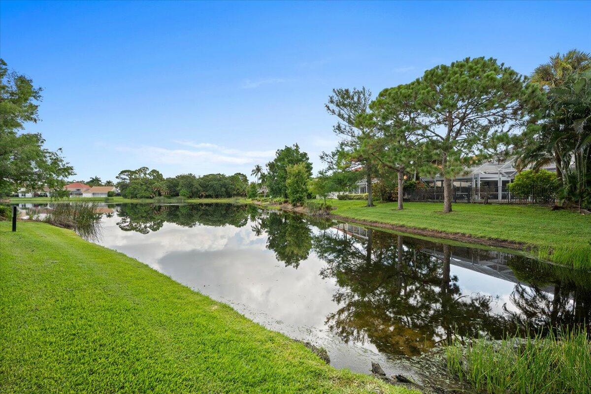83 Satinwood, Palm Beach Gardens FL 33410
