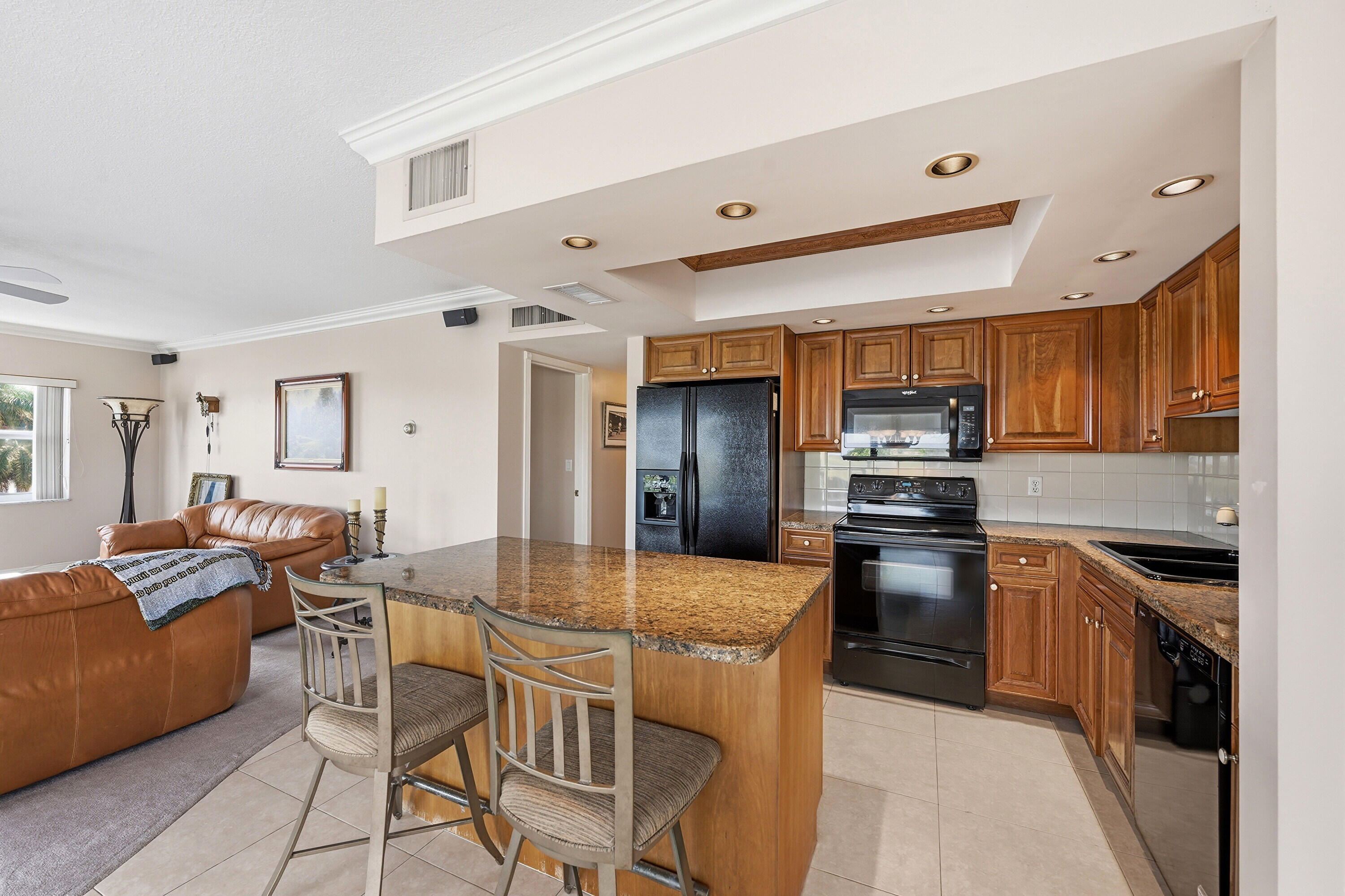 1839 Middle River #302, Fort Lauderdale FL 33305