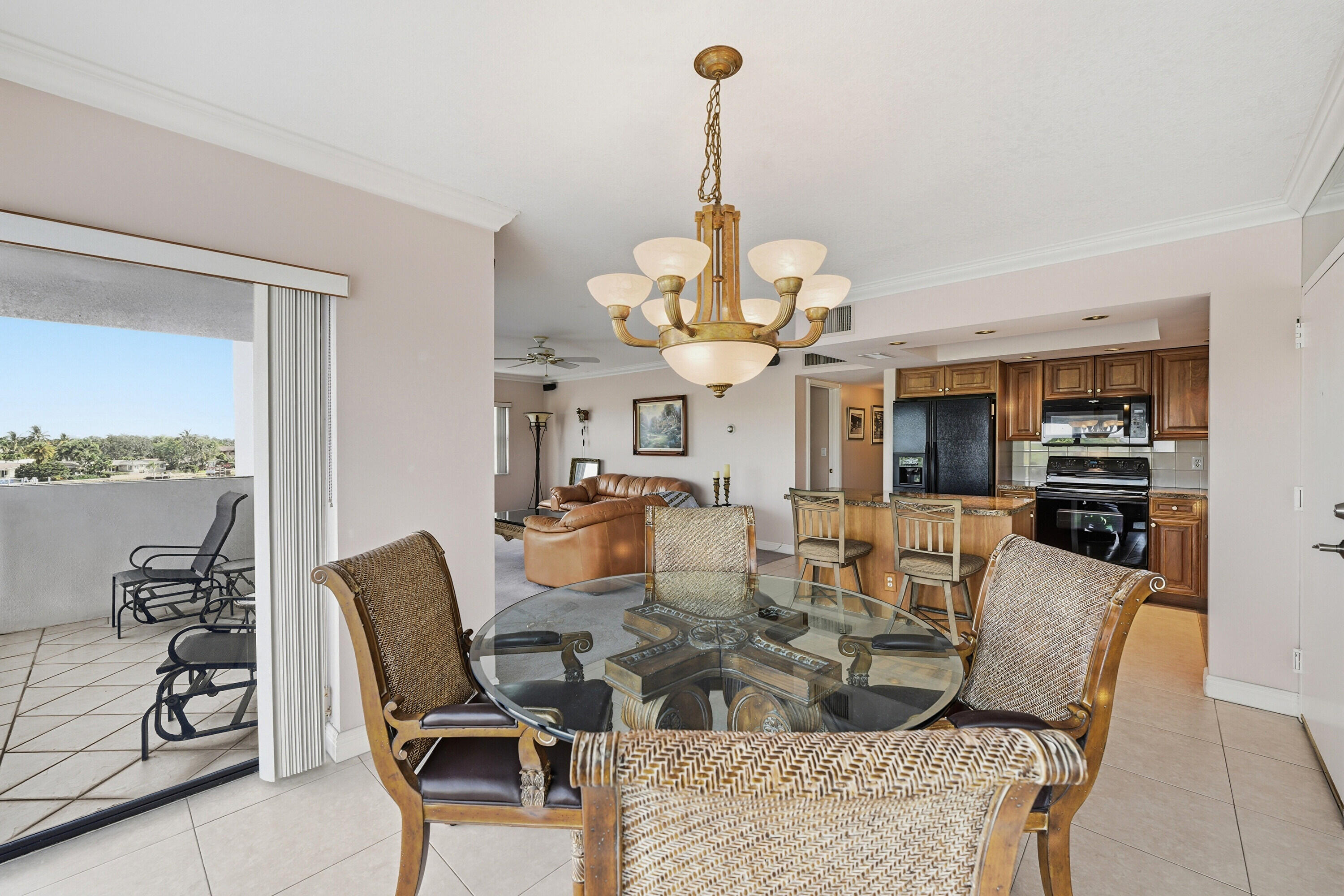 1839 Middle River #302, Fort Lauderdale FL 33305