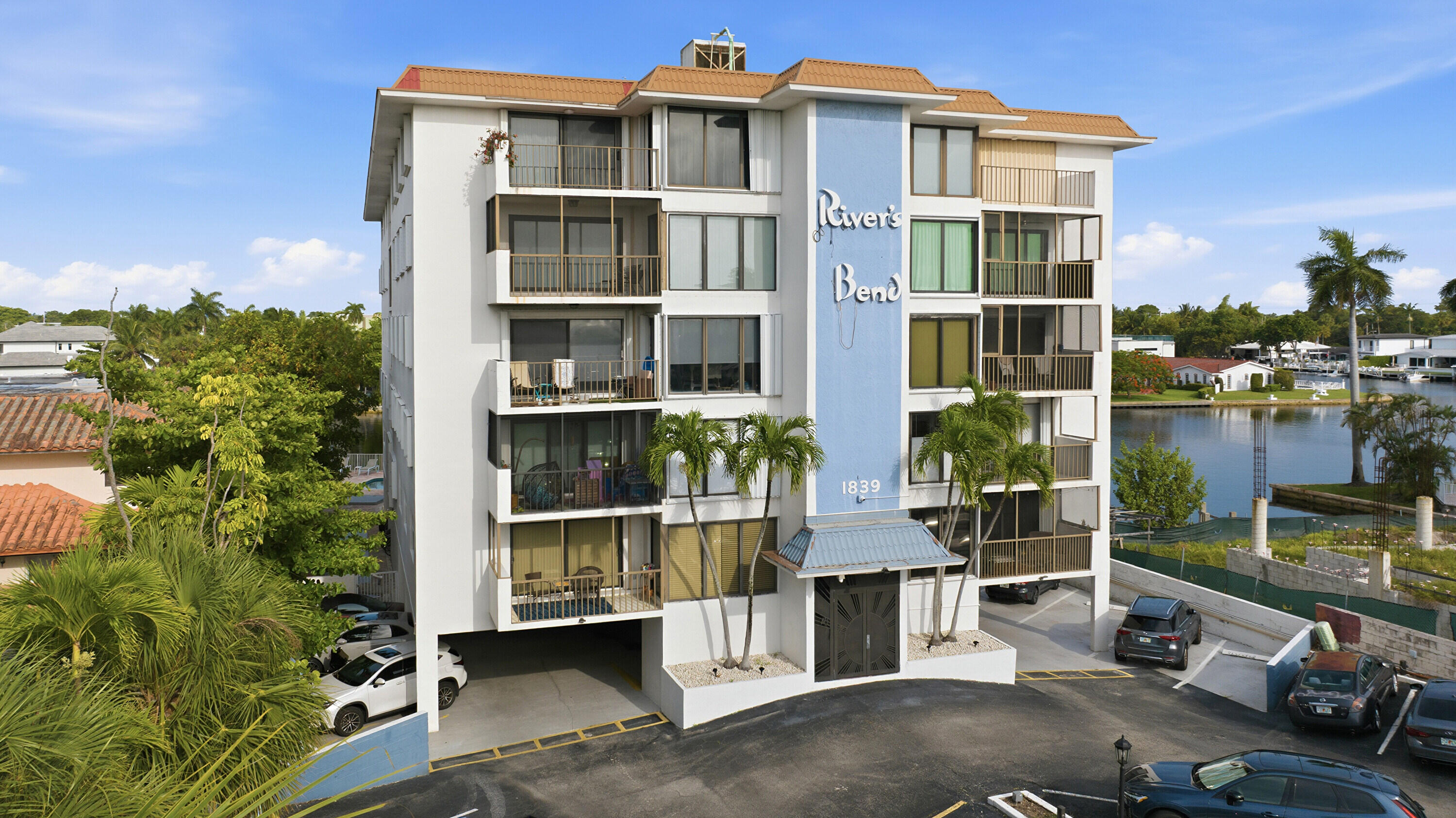 1839 Middle River #302, Fort Lauderdale FL 33305