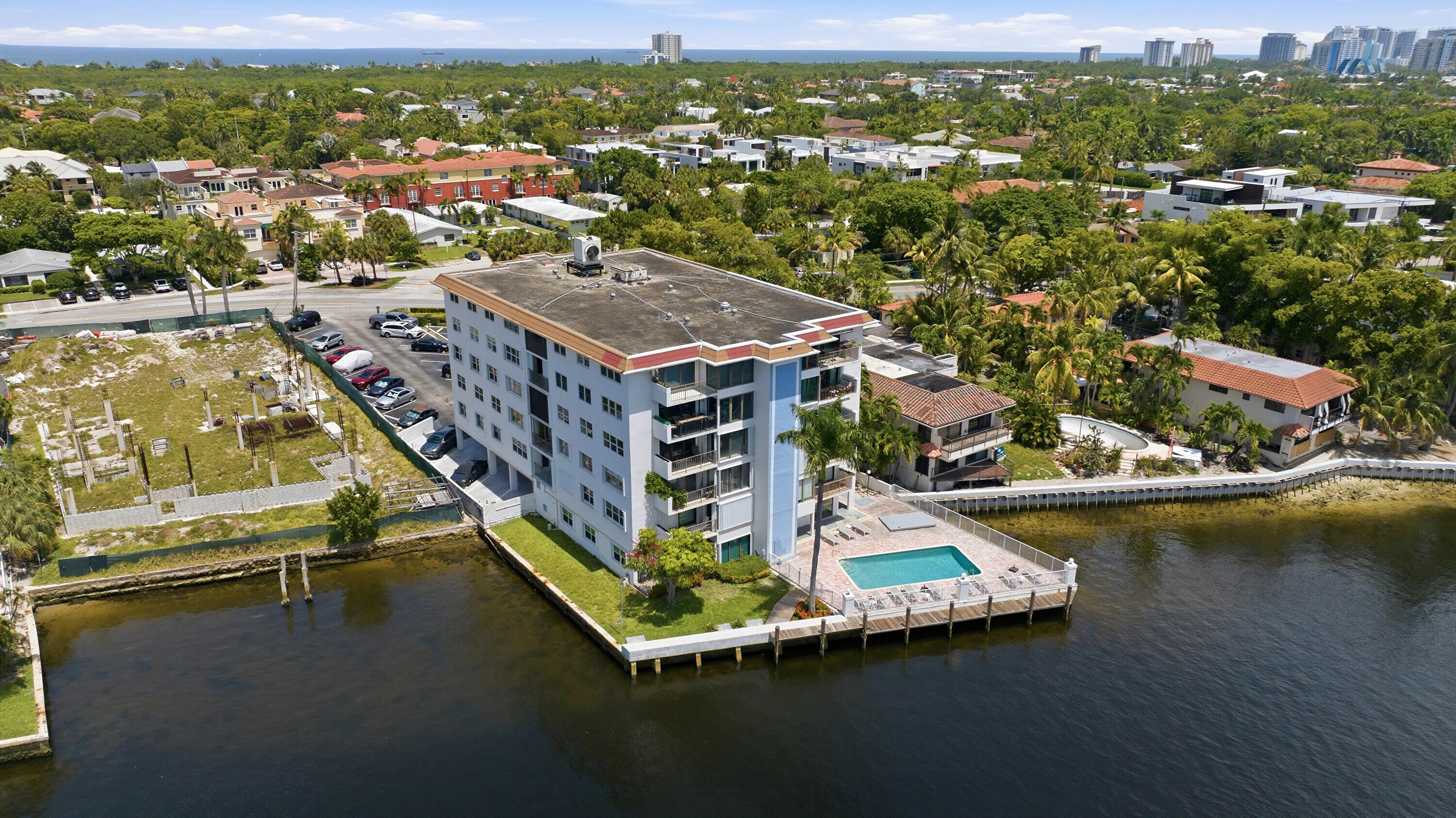 1839 Middle River #302, Fort Lauderdale FL 33305