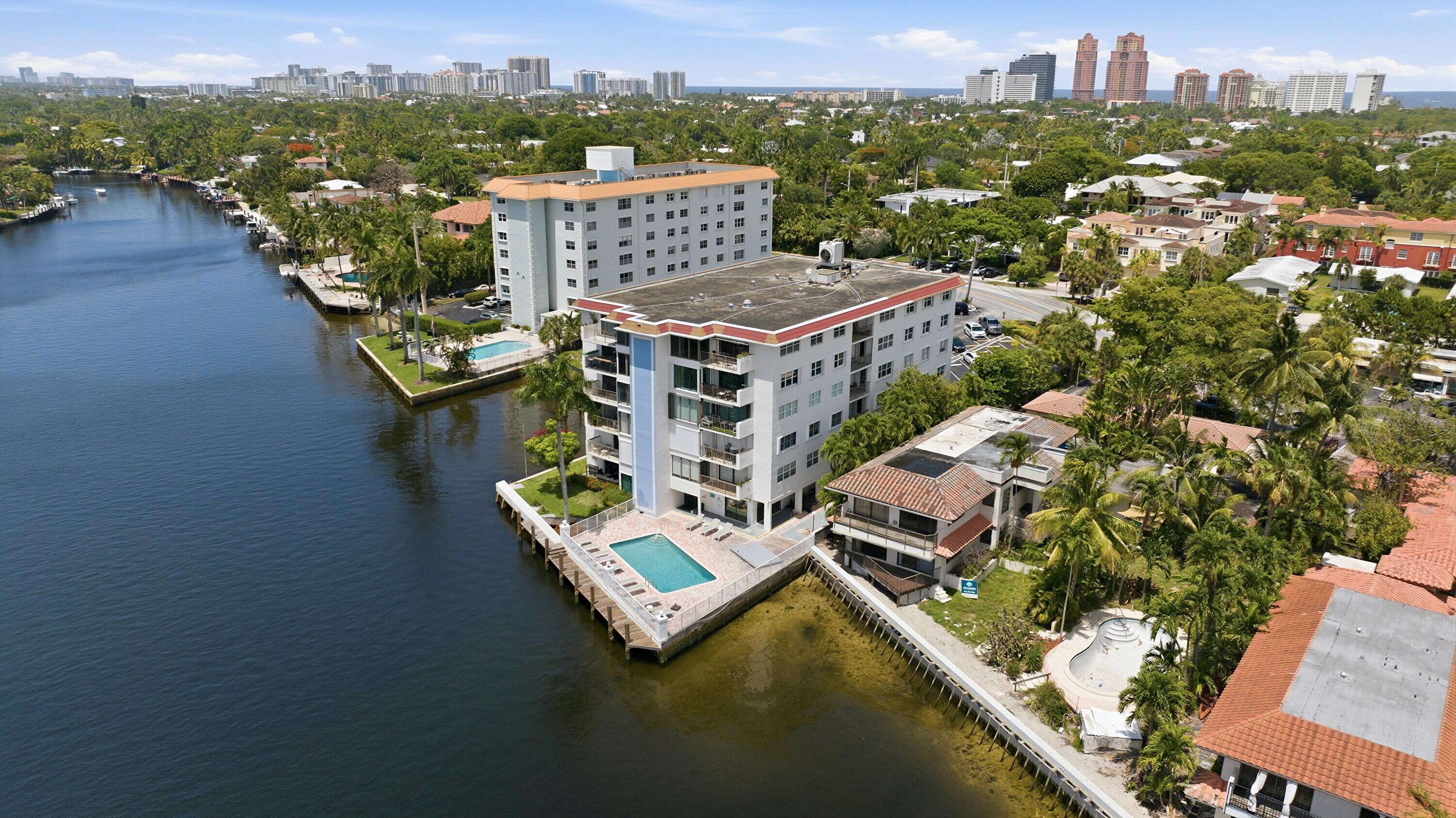 1839 Middle River #302, Fort Lauderdale FL 33305