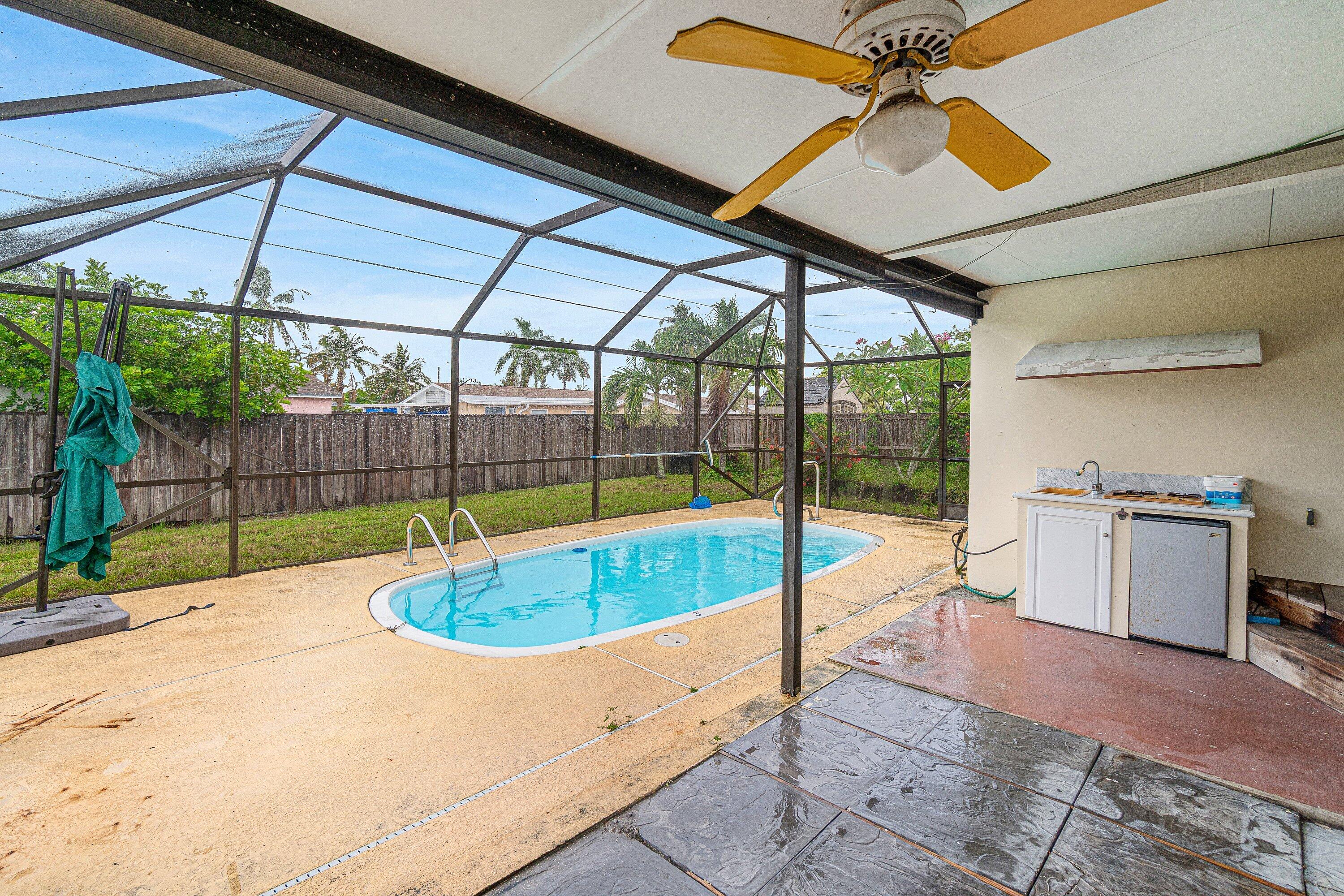 3195 Emerson, Palm Springs FL 33461