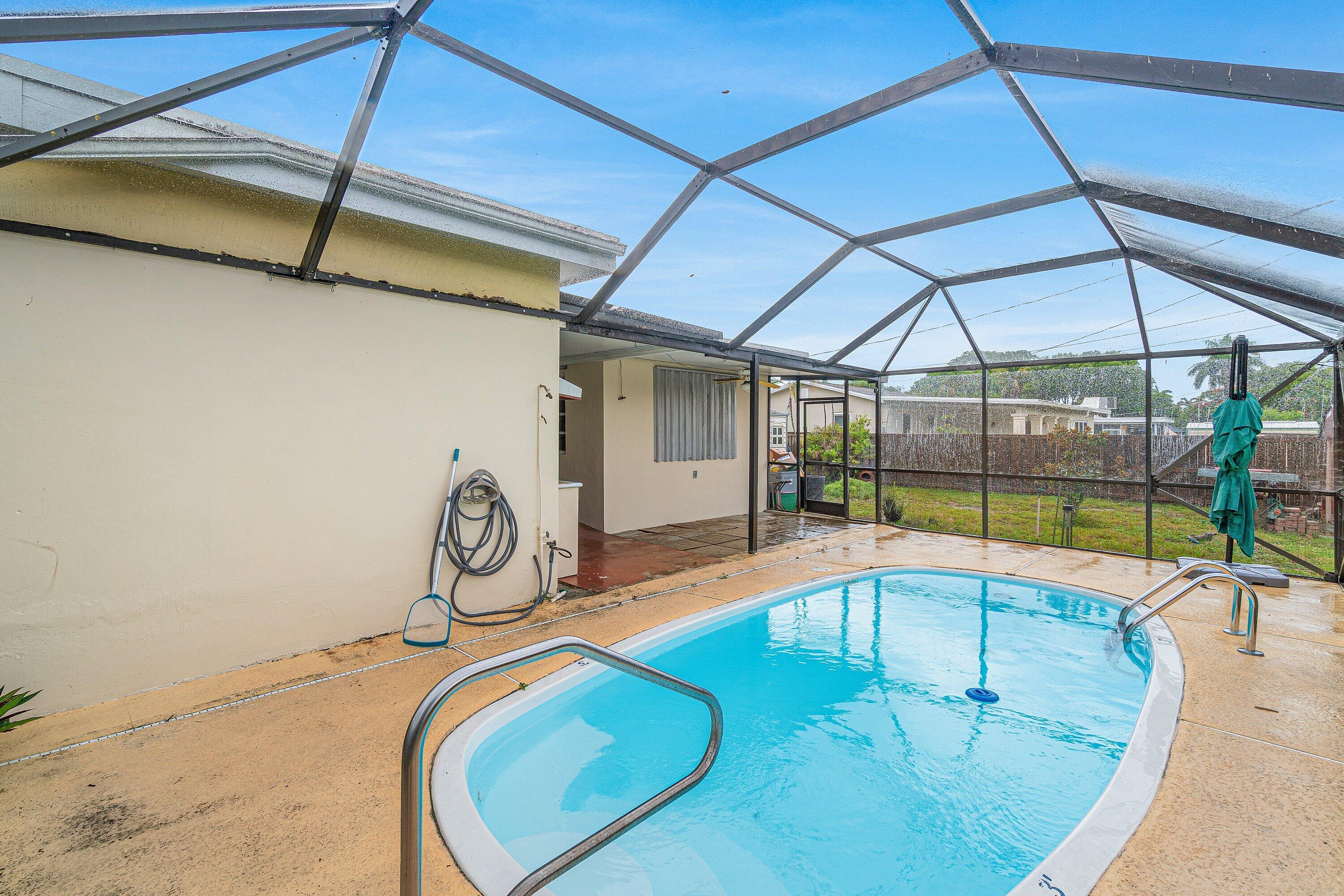3195 Emerson, Palm Springs FL 33461