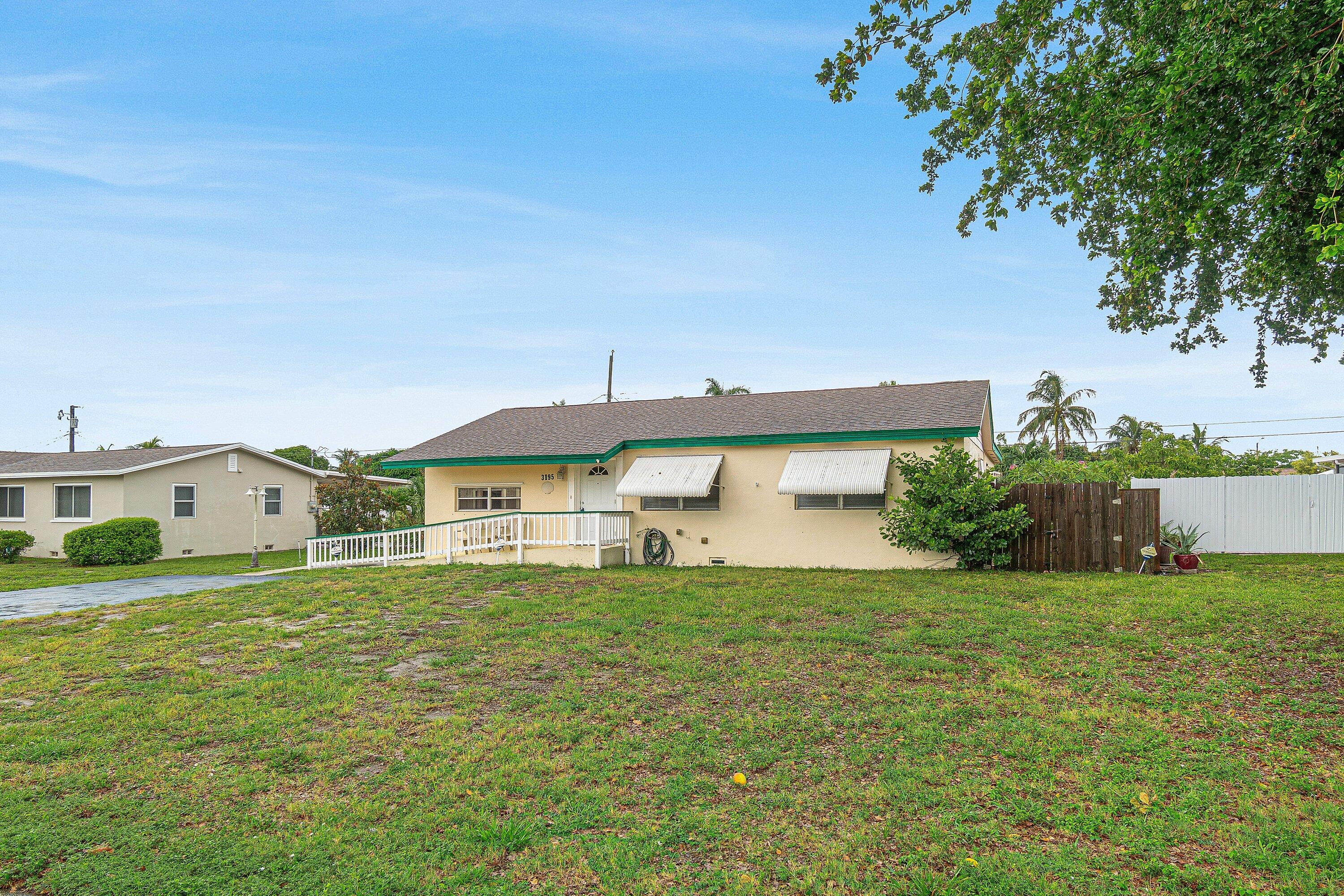 3195 Emerson, Palm Springs FL 33461