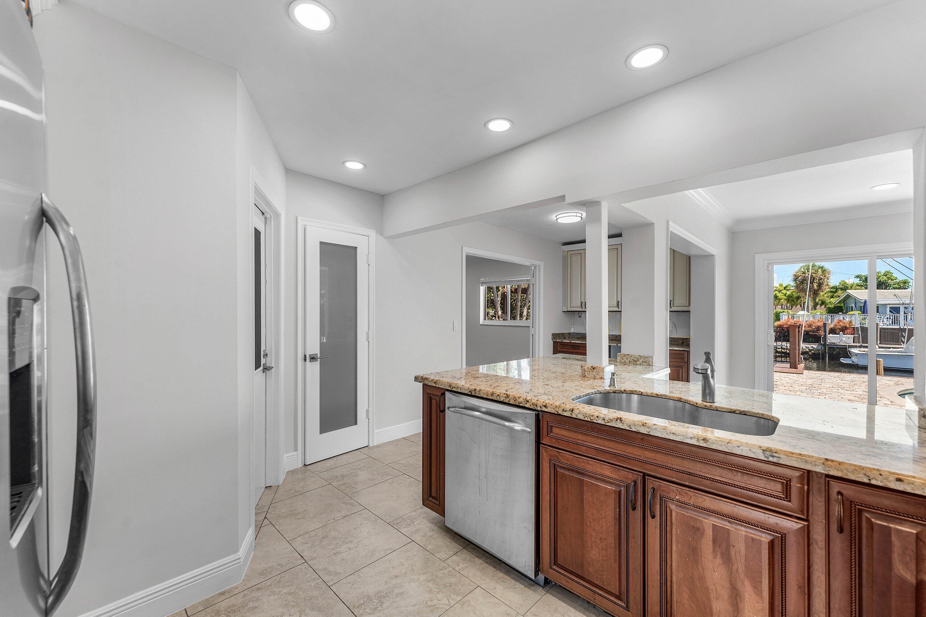 1525 SE 6th, Deerfield Beach FL 33441