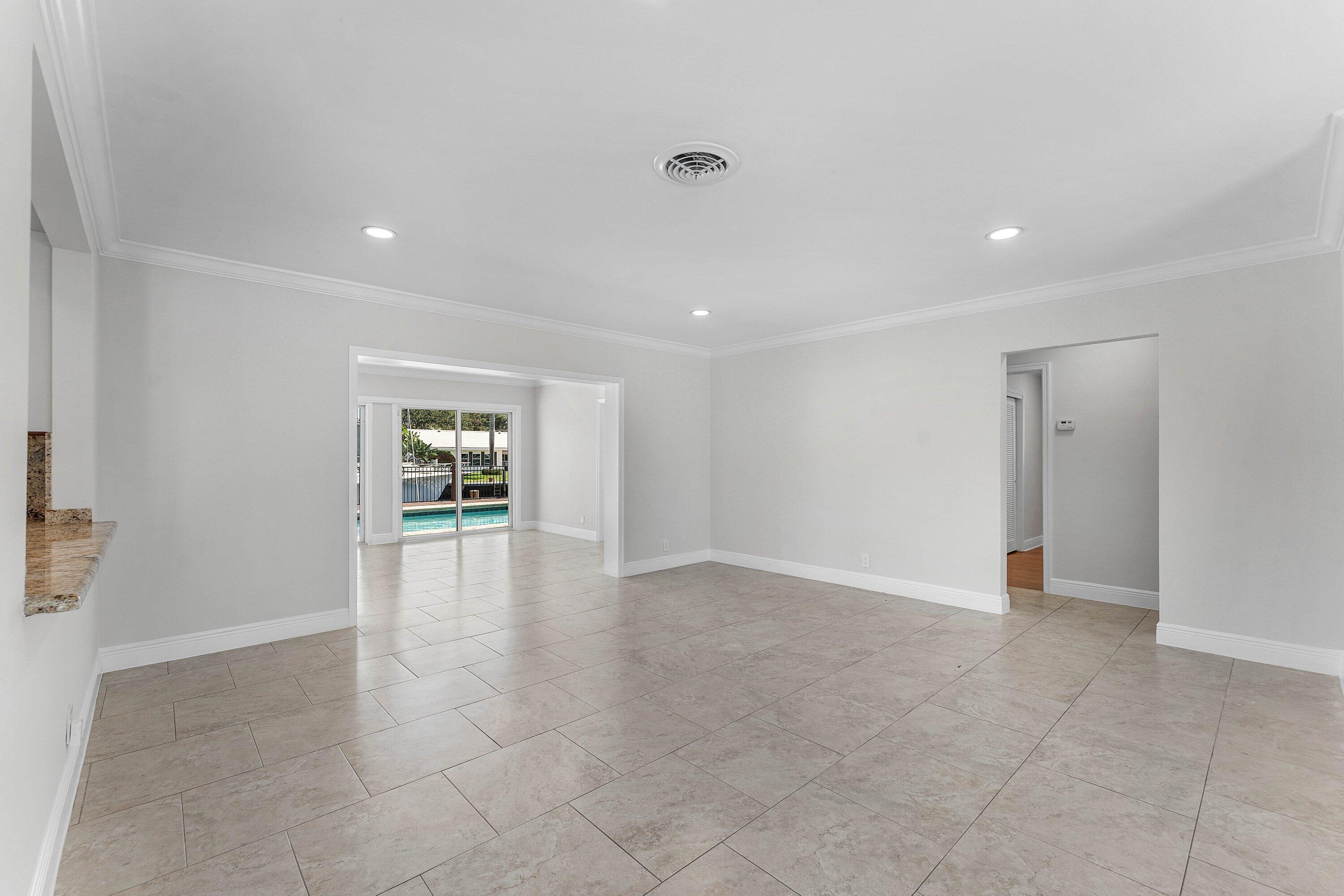 1525 SE 6th, Deerfield Beach FL 33441