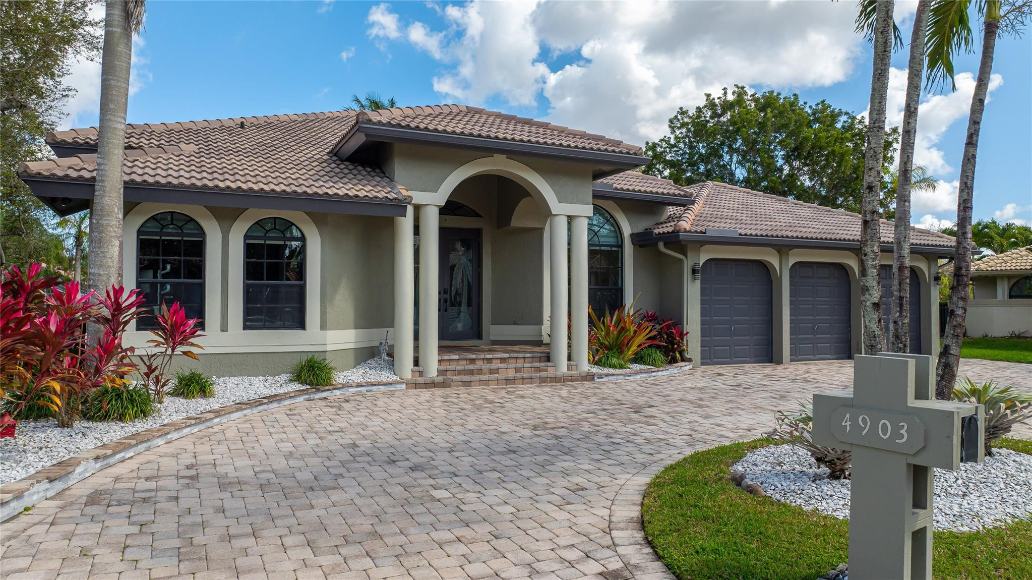 4903 NW 101st, Coral Springs FL 33076