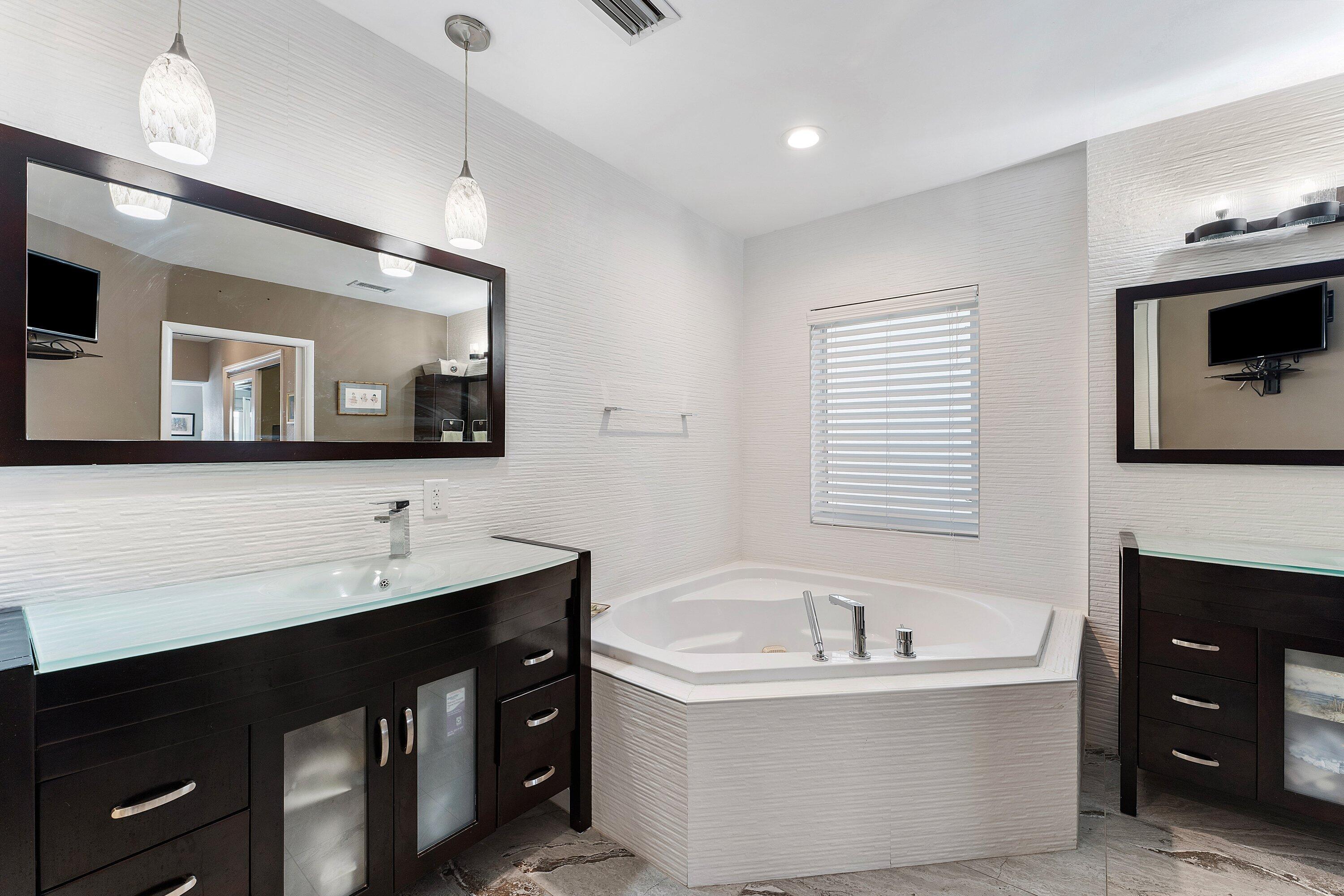 940 SW Mulberry, Boca Raton FL 33486