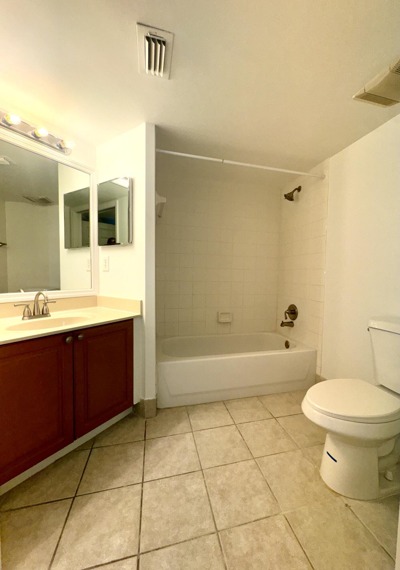 1300 Crestwood #1309, Royal Palm Beach FL 33411