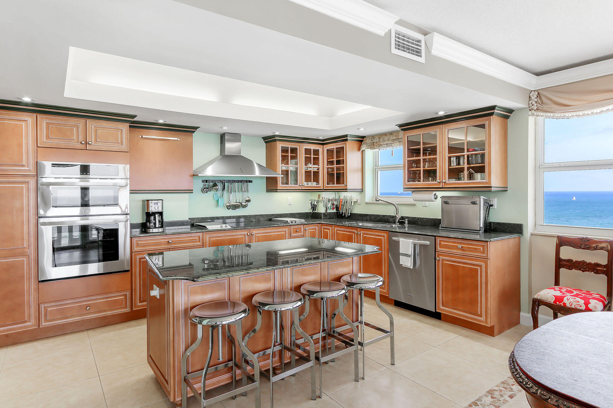2000 S Ocean #1810, Fort Lauderdale FL 33316
