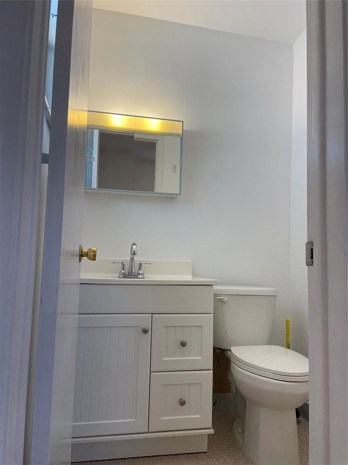 1300 N 17th #206, Hollywood FL 33020