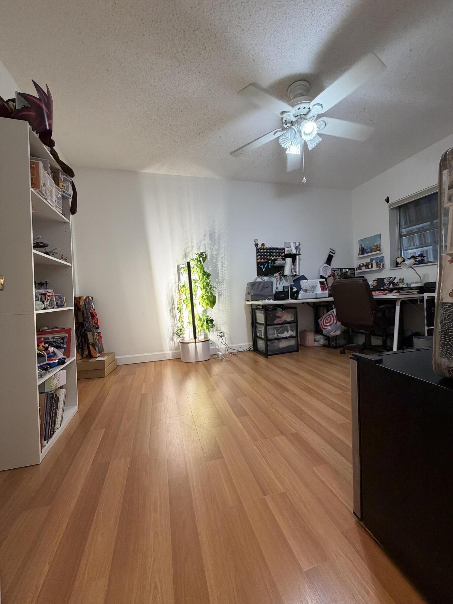 1300 N 17th #206, Hollywood FL 33020