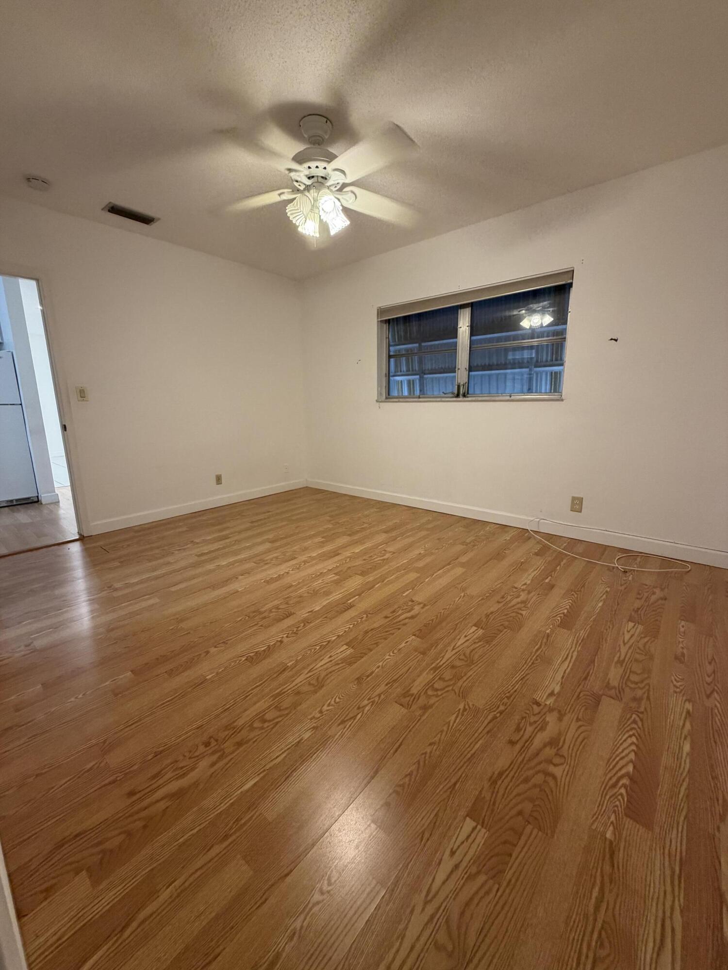 1300 N 17th #206, Hollywood FL 33020