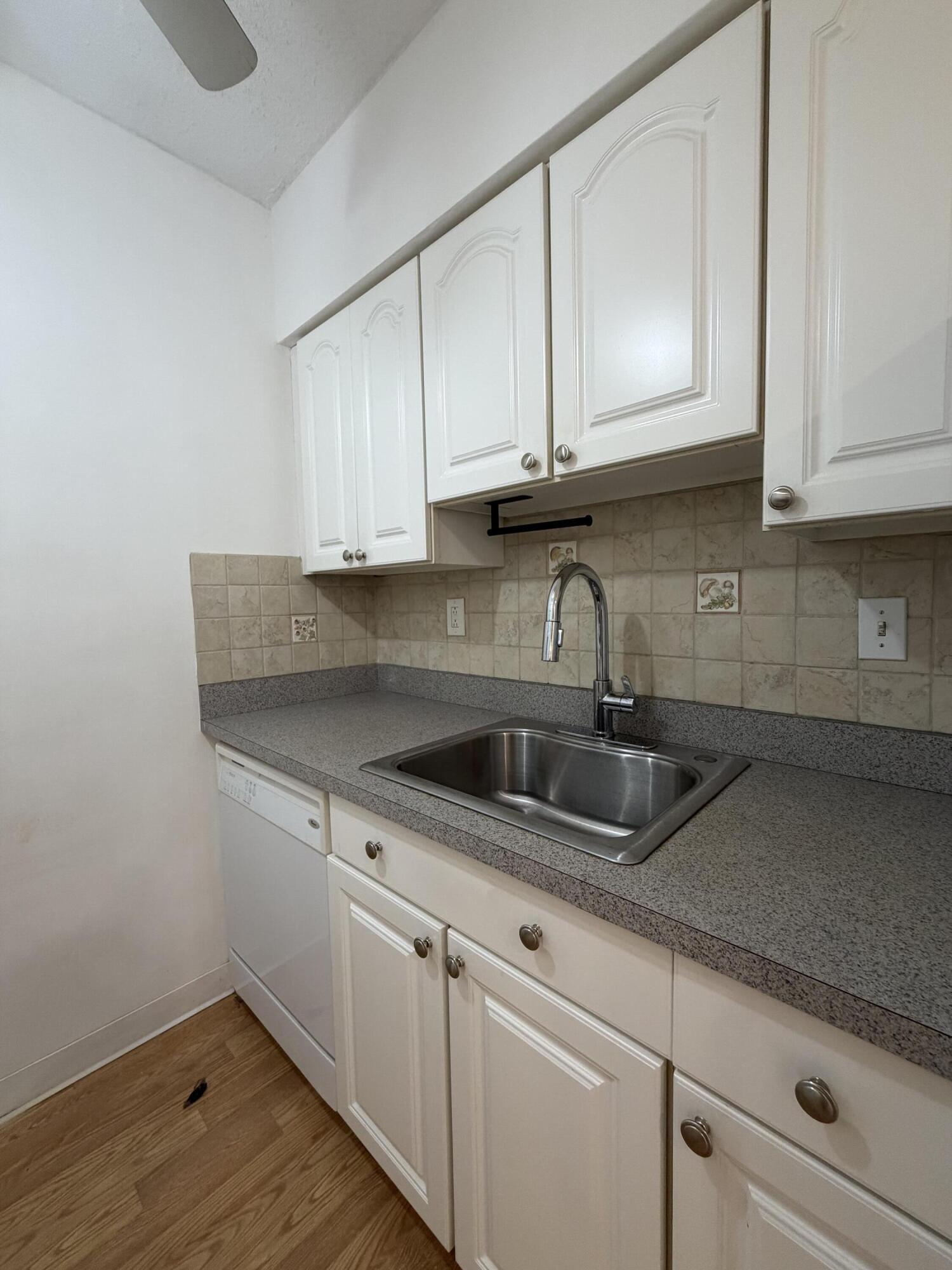 1300 N 17th #206, Hollywood FL 33020