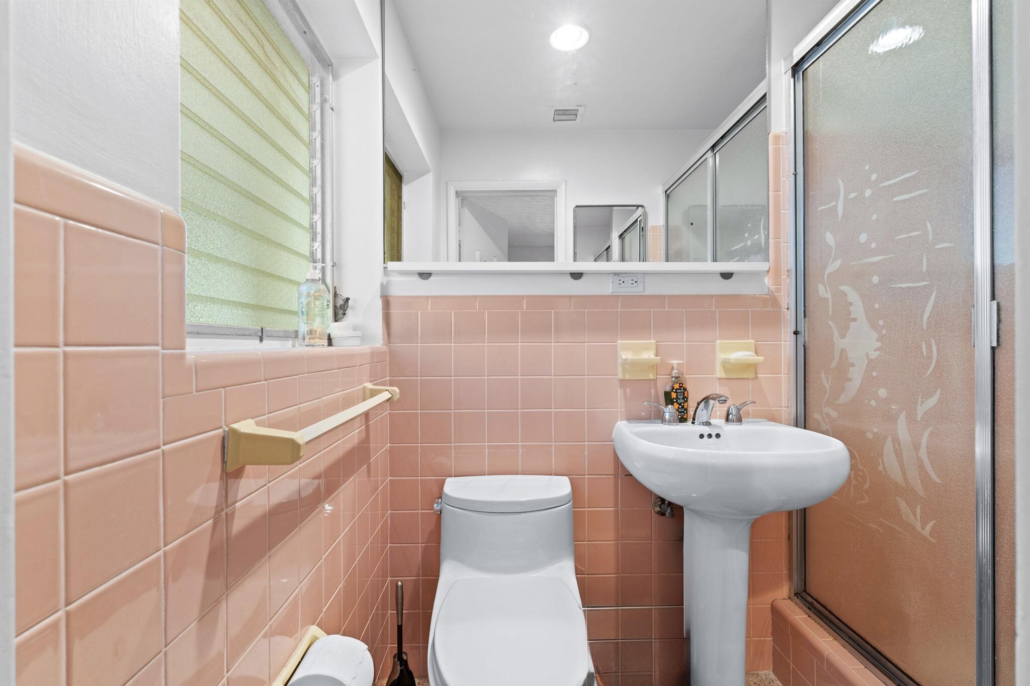 224 N Gordon, Fort Lauderdale FL 33301