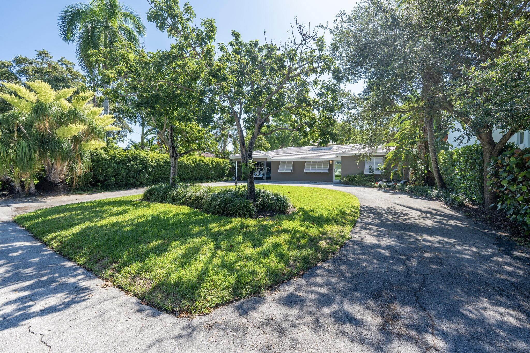 224 N Gordon, Fort Lauderdale FL 33301