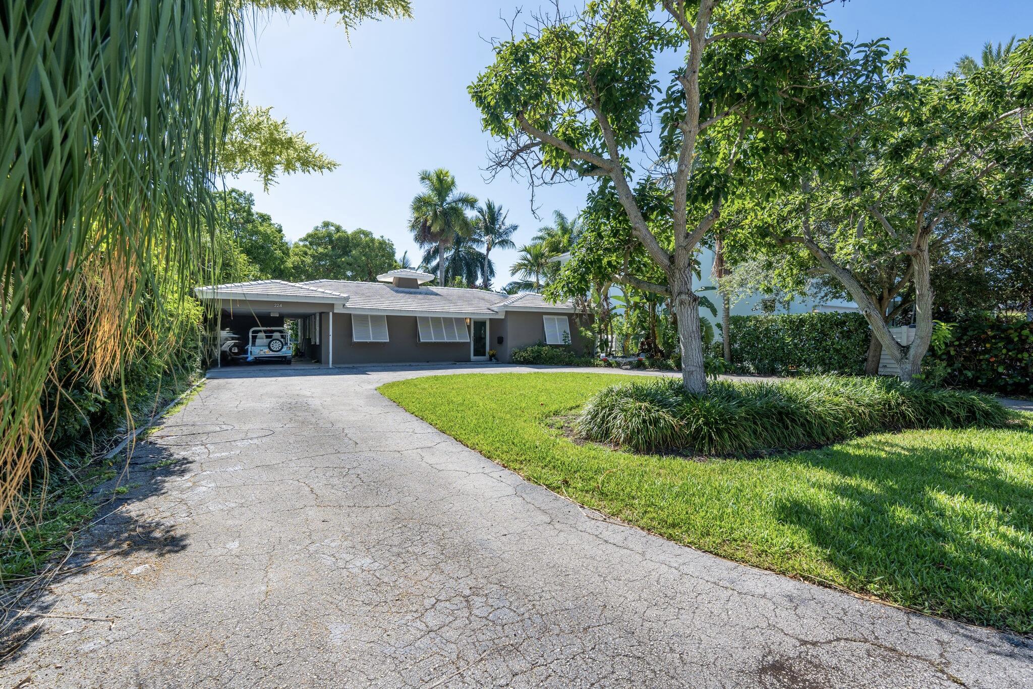 224 N Gordon, Fort Lauderdale FL 33301