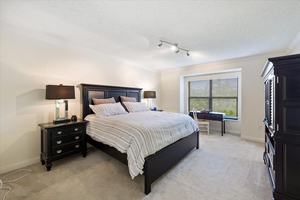 2835 Polo Island #H202, Wellington FL 33414