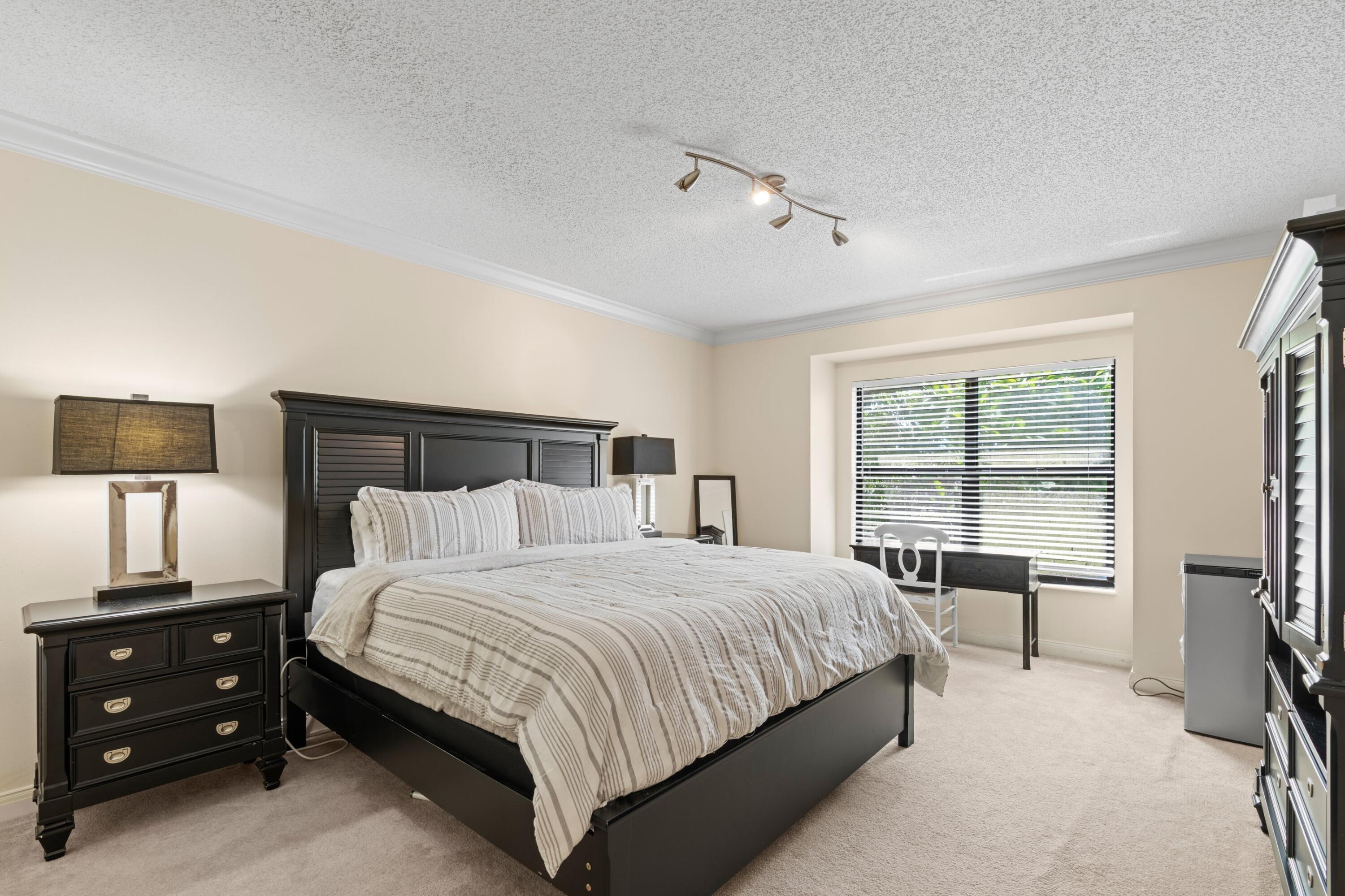 2835 Polo Island #H202, Wellington FL 33414