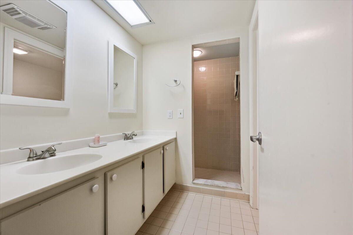 2835 Polo Island #H202, Wellington FL 33414
