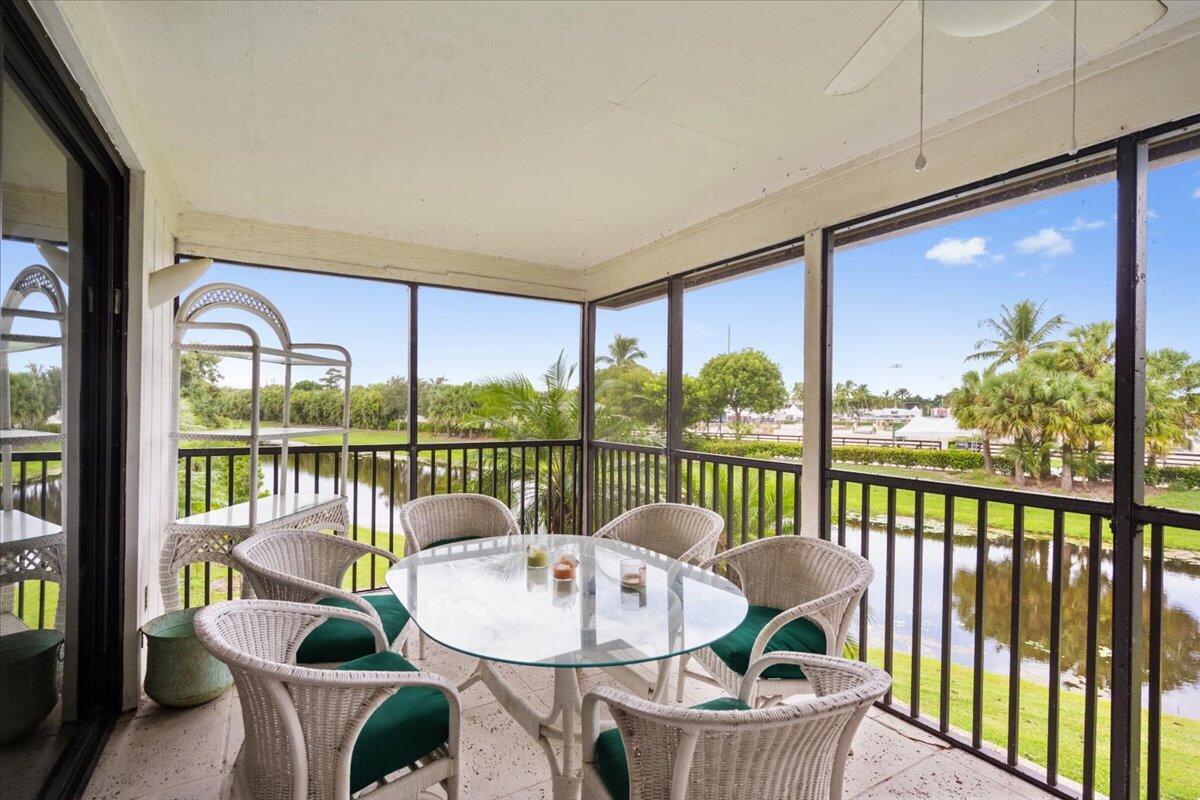 2835 Polo Island #H202, Wellington FL 33414