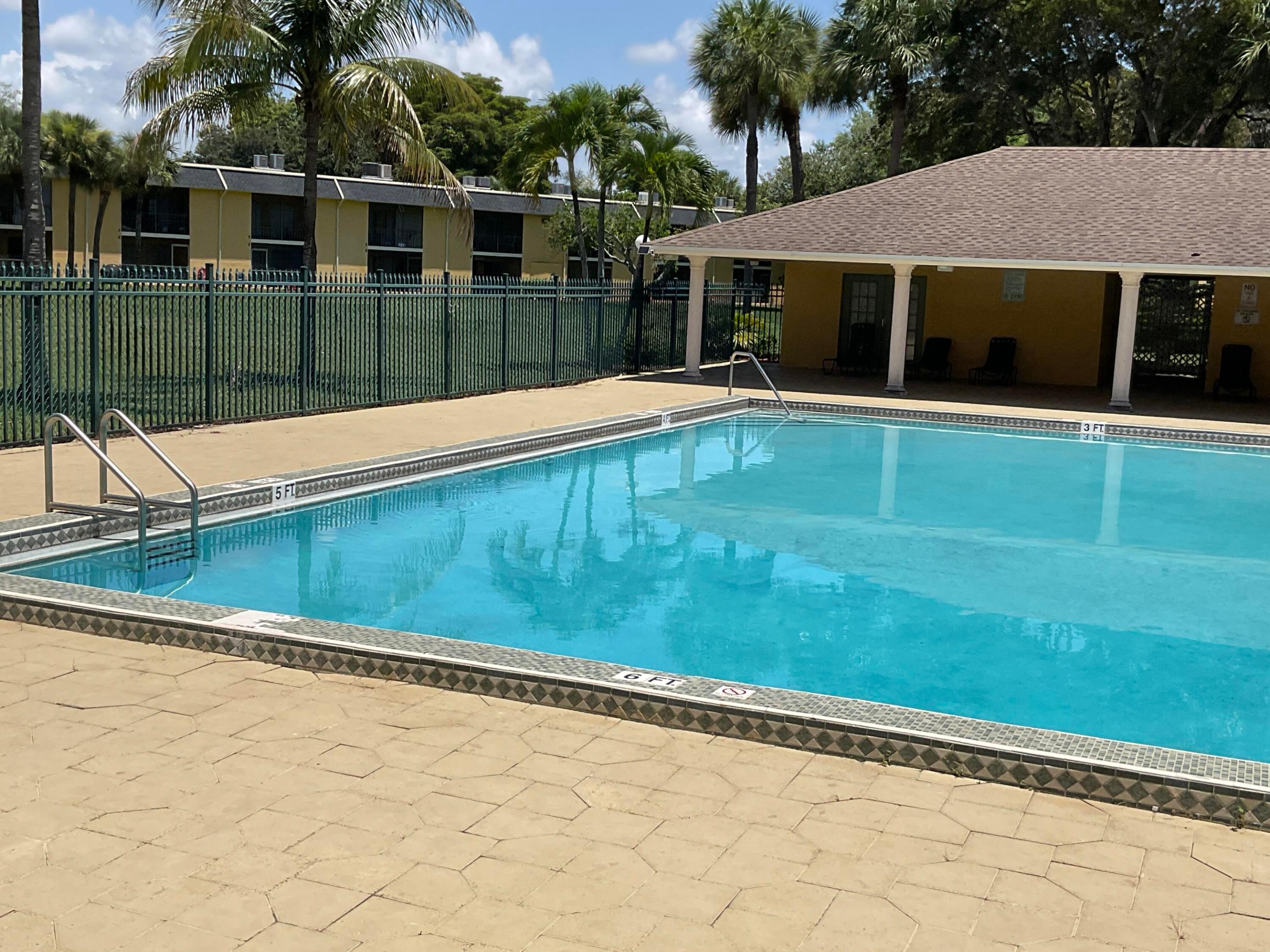 310 Meadows, Boynton Beach FL 33436