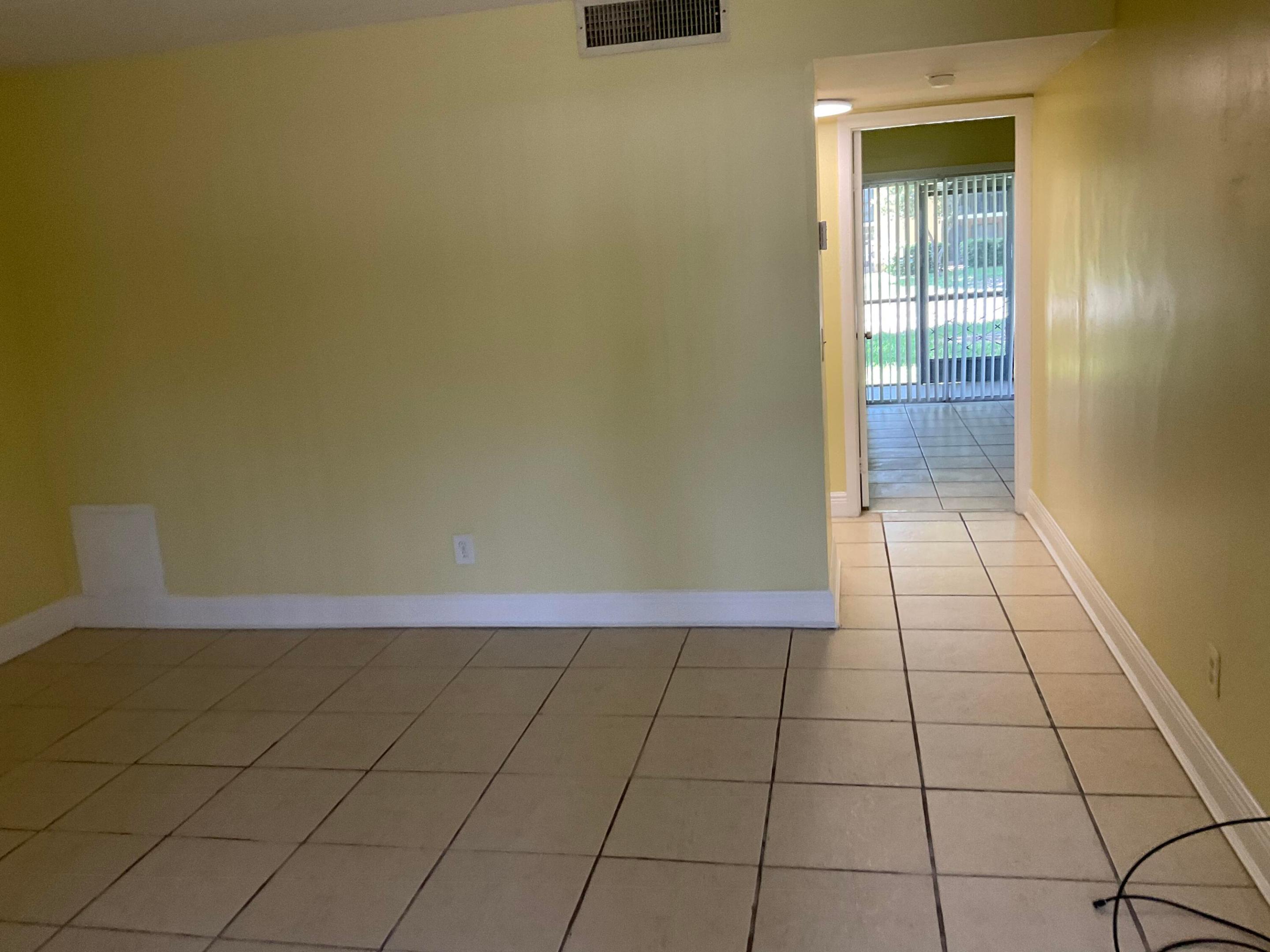 310 Meadows, Boynton Beach FL 33436