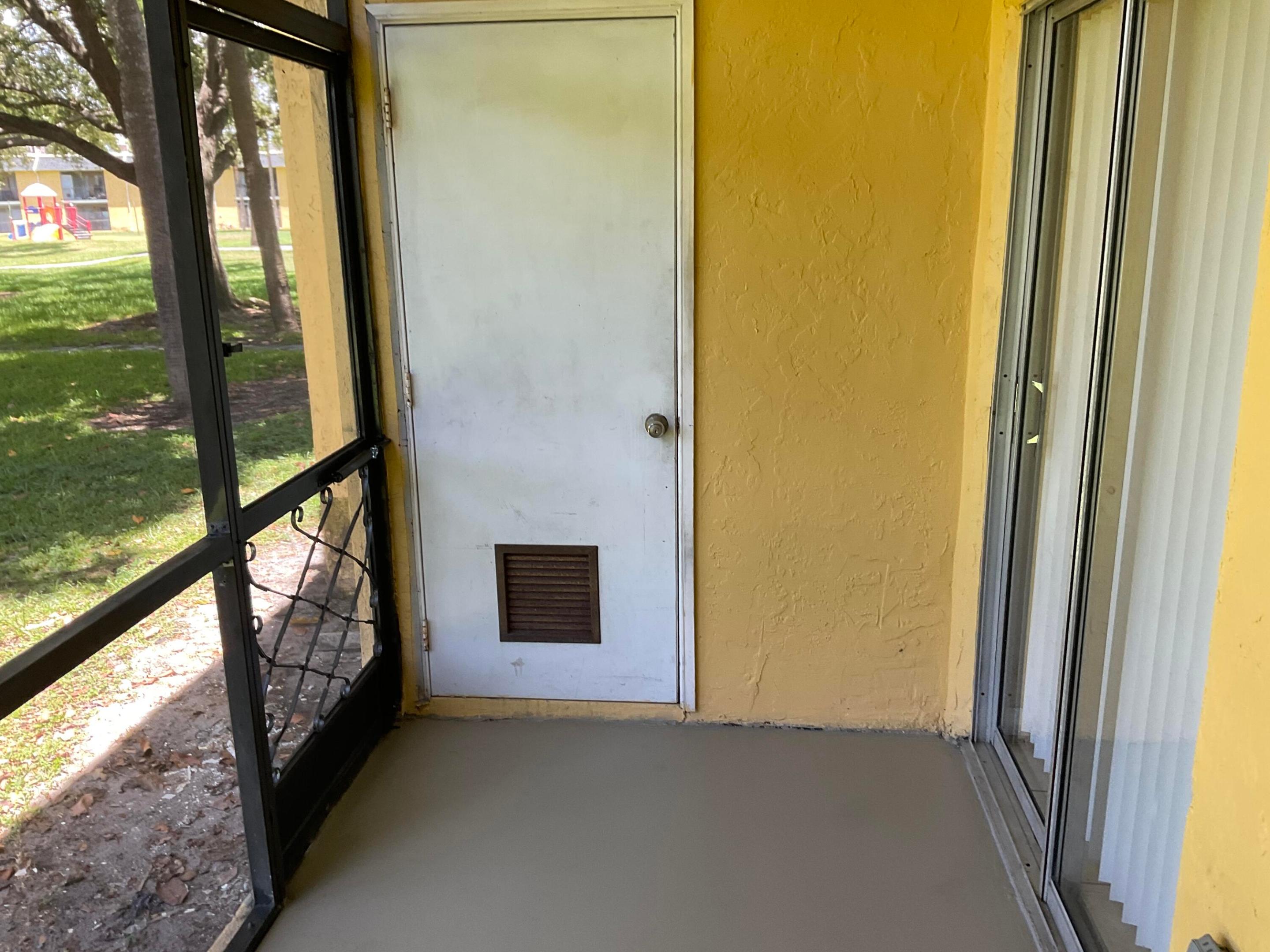 310 Meadows, Boynton Beach FL 33436