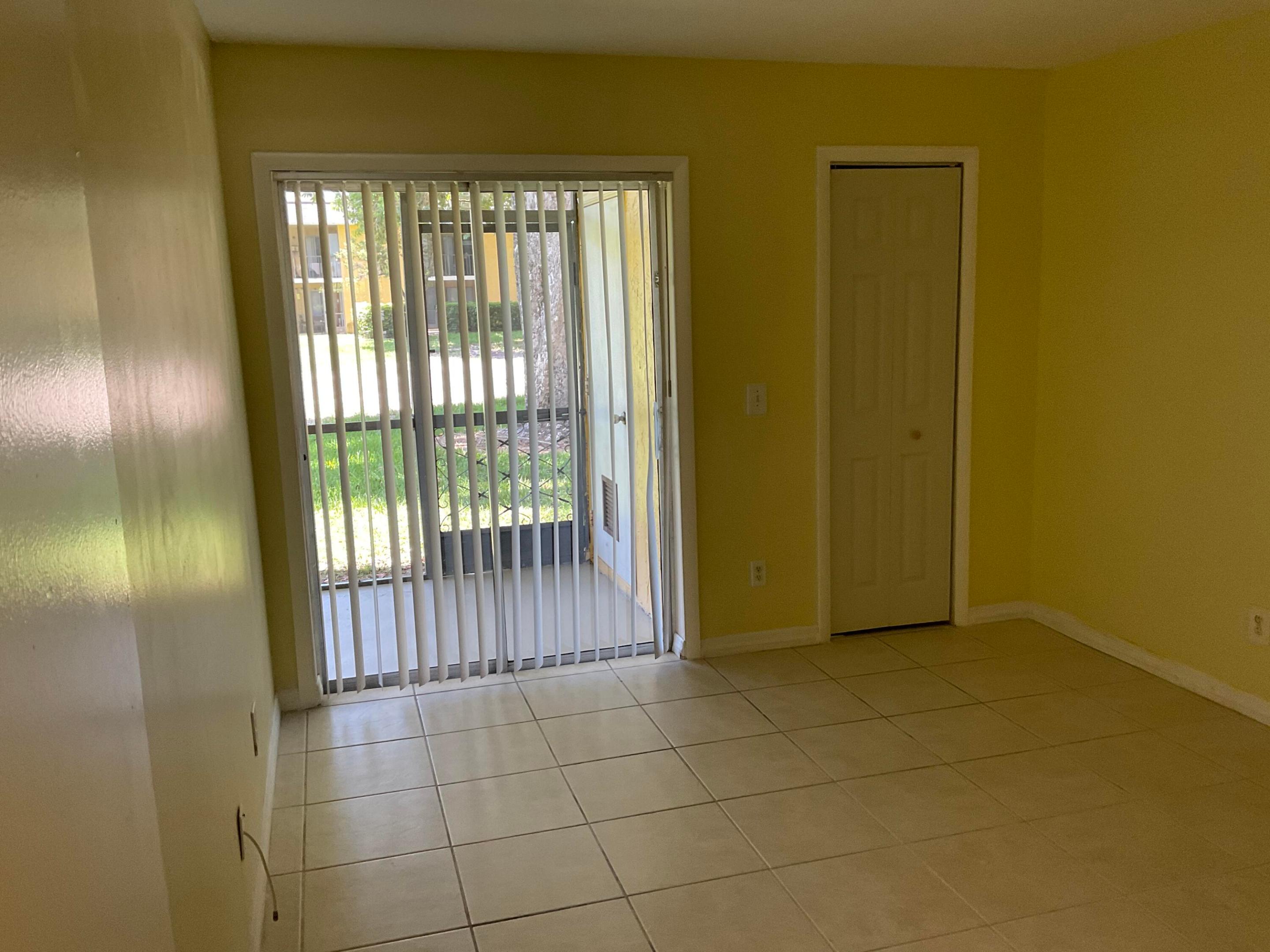 310 Meadows, Boynton Beach FL 33436