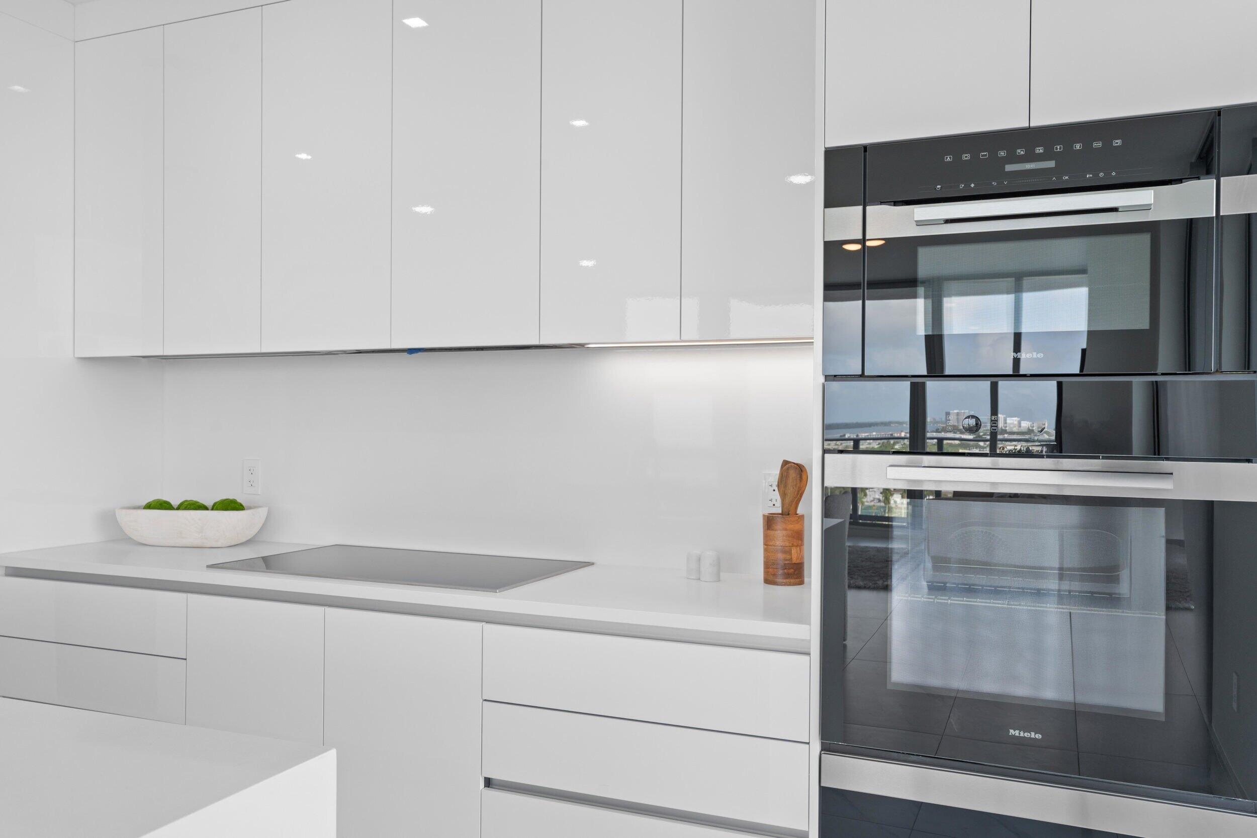 220 Lake Shore #1523, Lake Park FL 33403